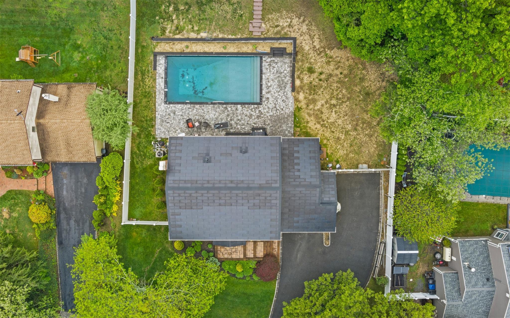 Single Family Stonehurst  Suffolk County, NY 11746, MLS-863264-38