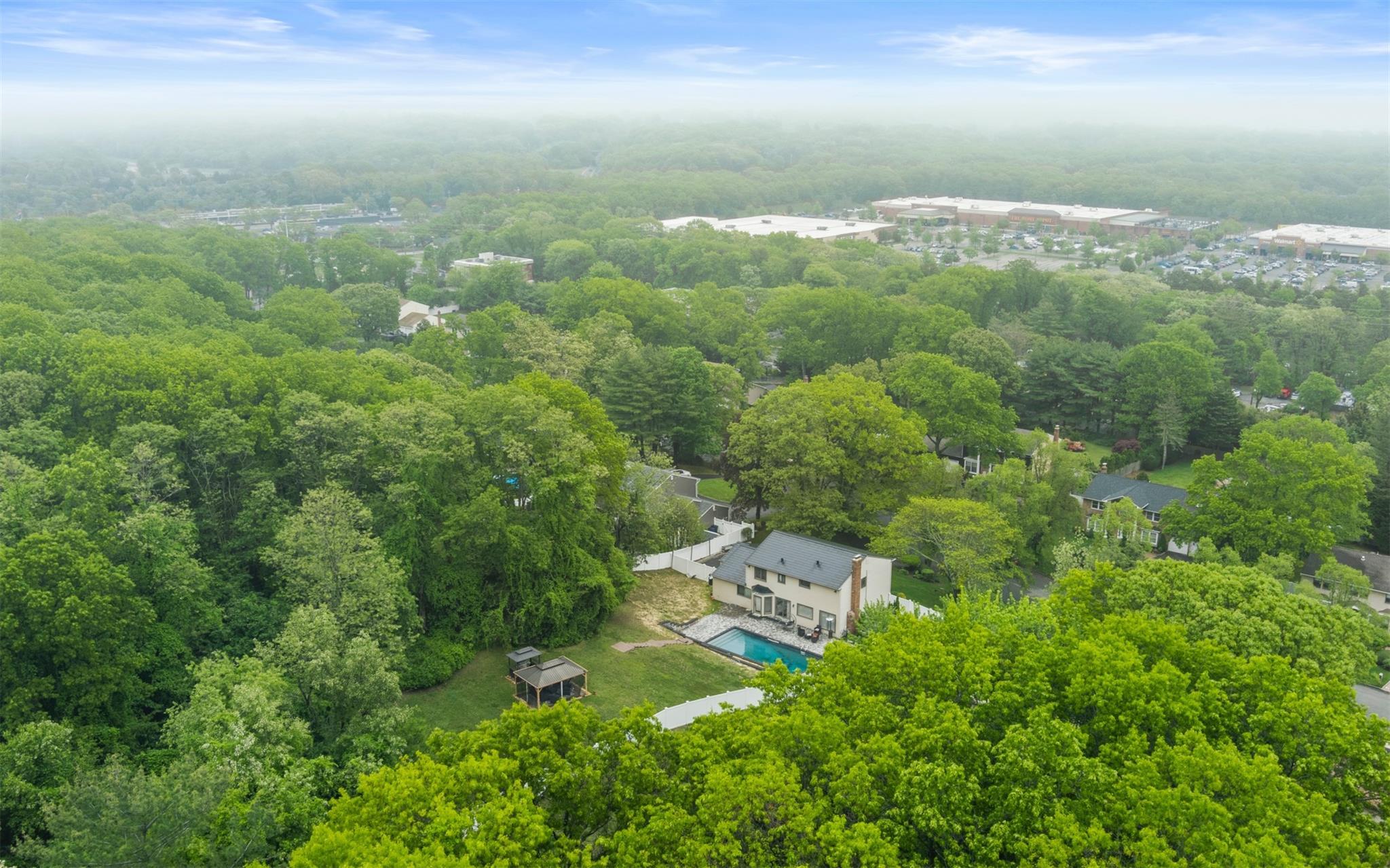 Single Family Stonehurst  Suffolk County, NY 11746, MLS-863264-42