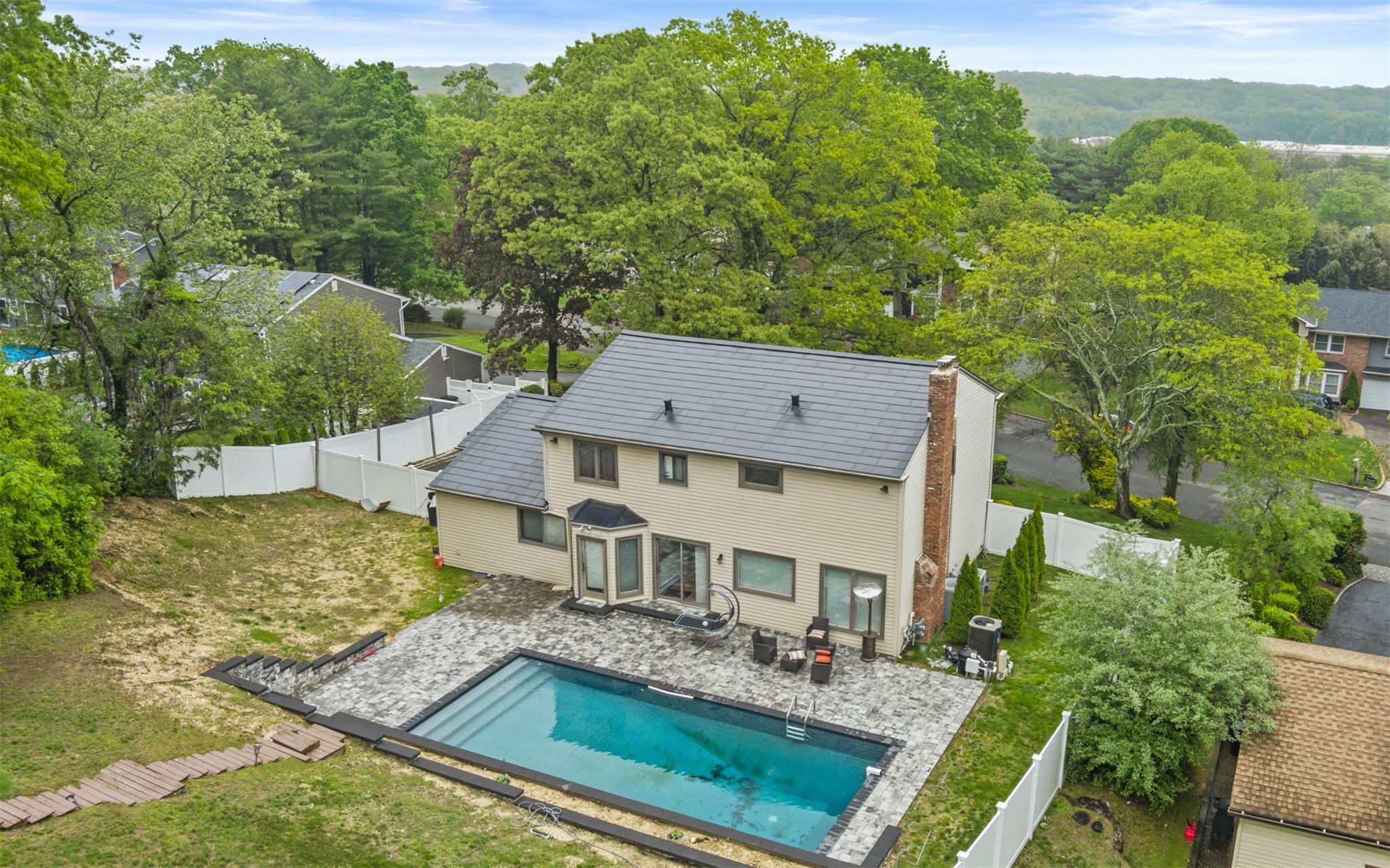 Single Family Stonehurst  Suffolk County, NY 11746, MLS-863264-43