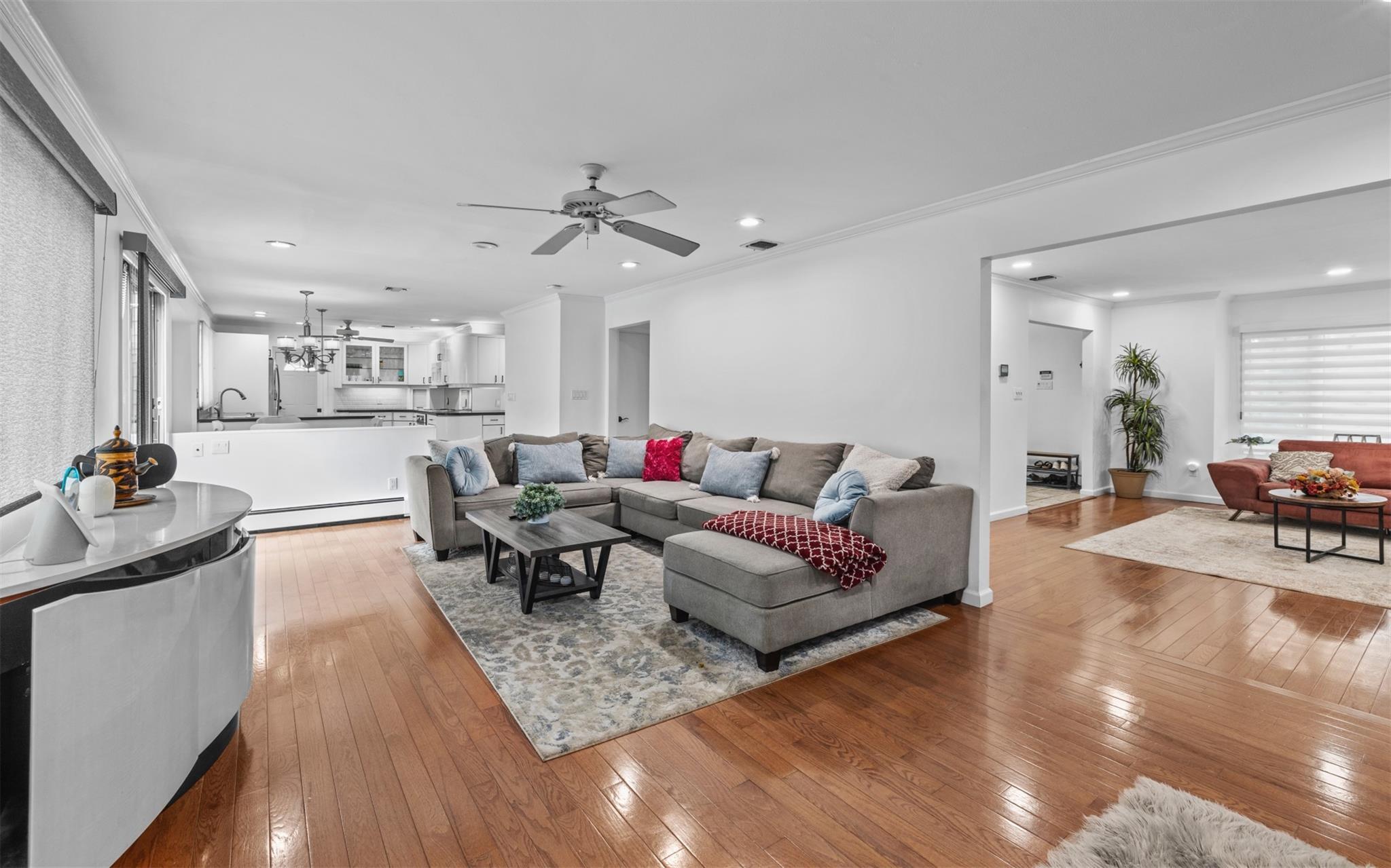 Single Family Stonehurst  Suffolk County, NY 11746, MLS-863264-9