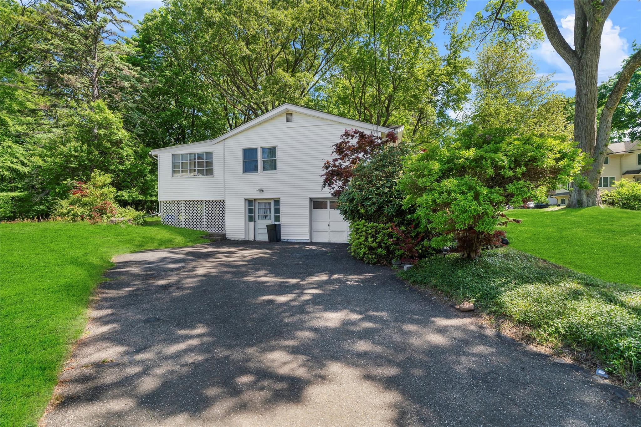 Single Family Elyise  Rockland County, NY 10952, MLS-863282-21