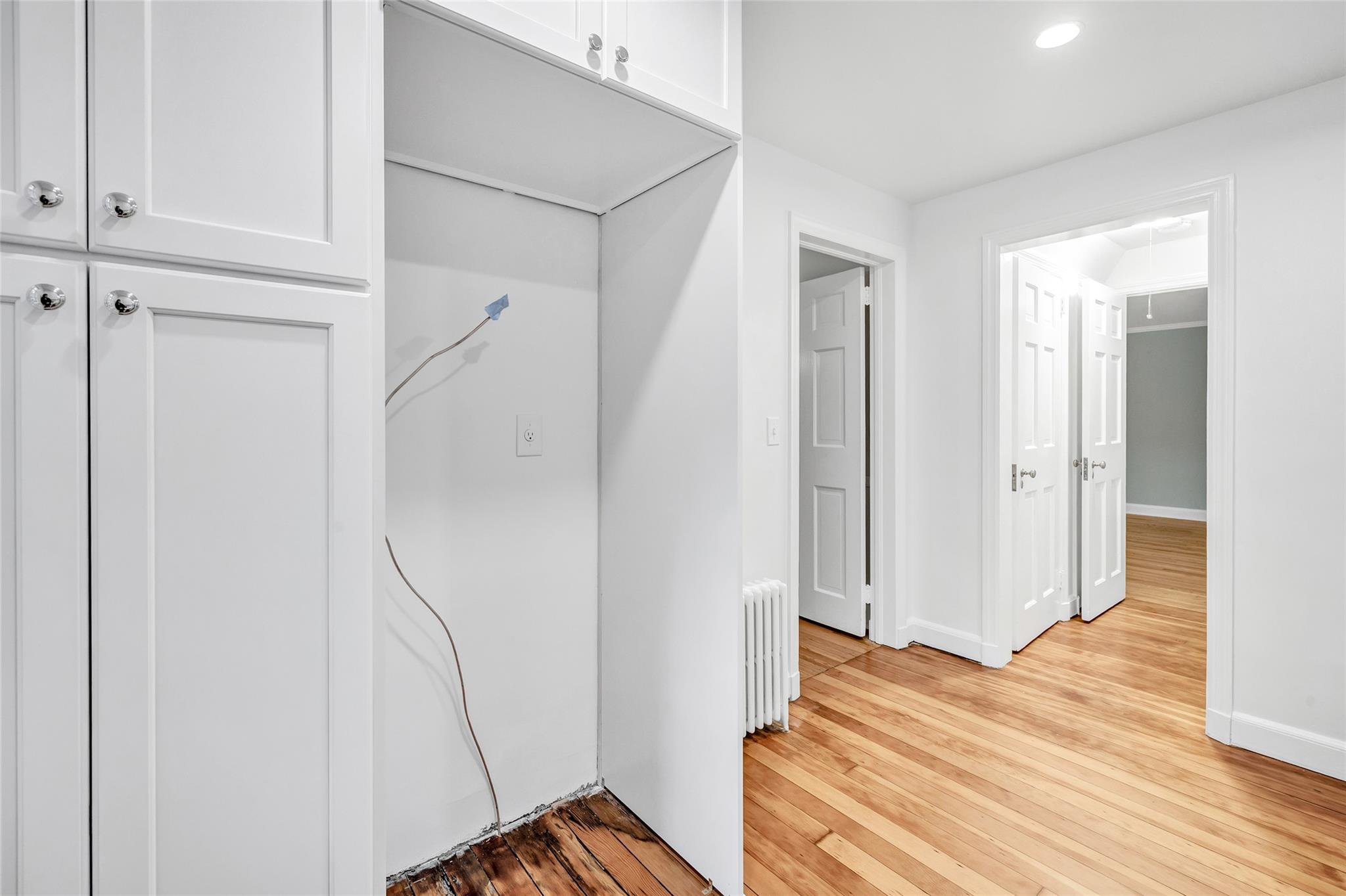 Single Family Richmond Hill  Out Of Area, NY 06854, MLS-863283-10