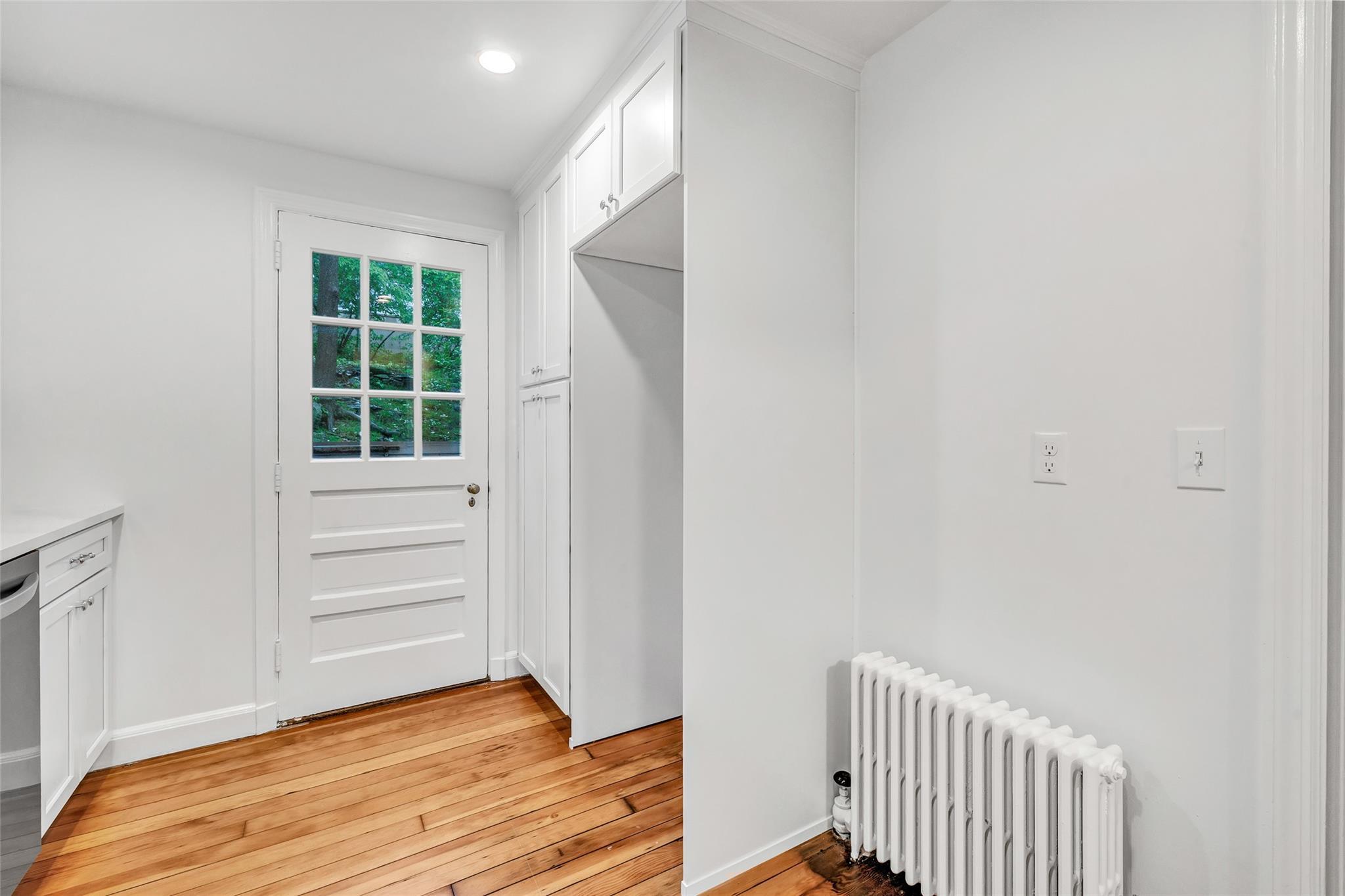Single Family Richmond Hill  Out Of Area, NY 06854, MLS-863283-11