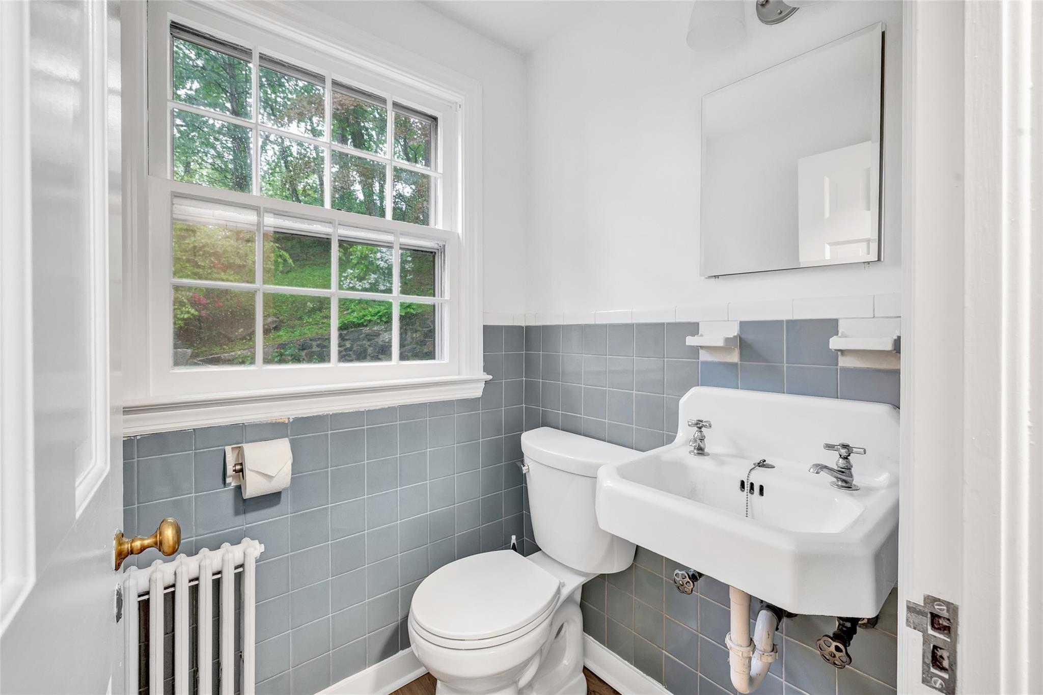 Single Family Richmond Hill  Out Of Area, NY 06854, MLS-863283-17