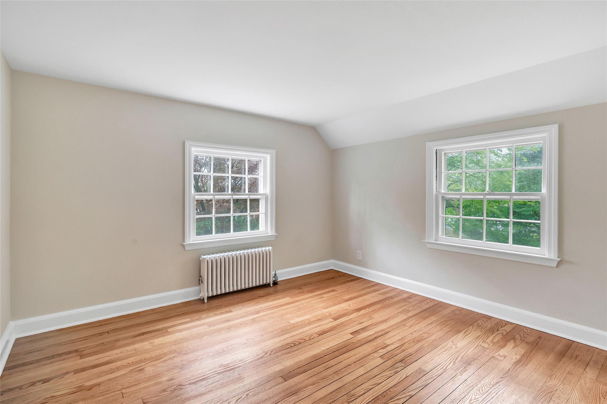 Single Family Richmond Hill  Out Of Area, NY 06854, MLS-863283-29