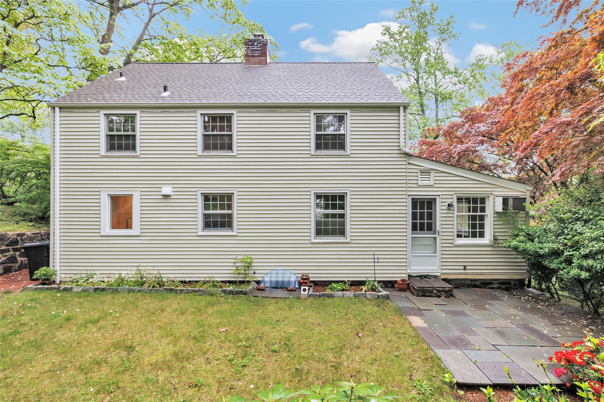 Single Family Richmond Hill  Out Of Area, NY 06854, MLS-863283-32
