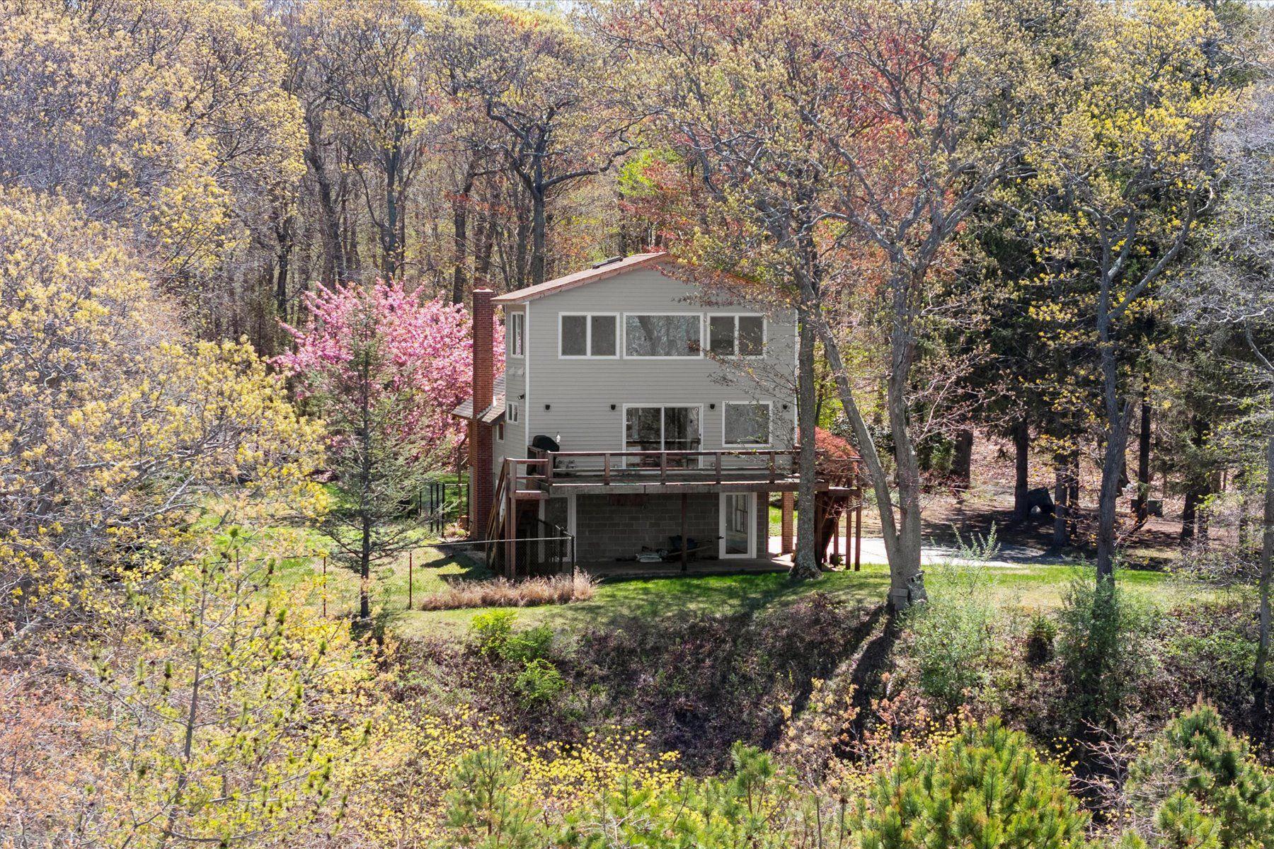 Single Family Soundview  Suffolk County, NY 11971, MLS-863292-7