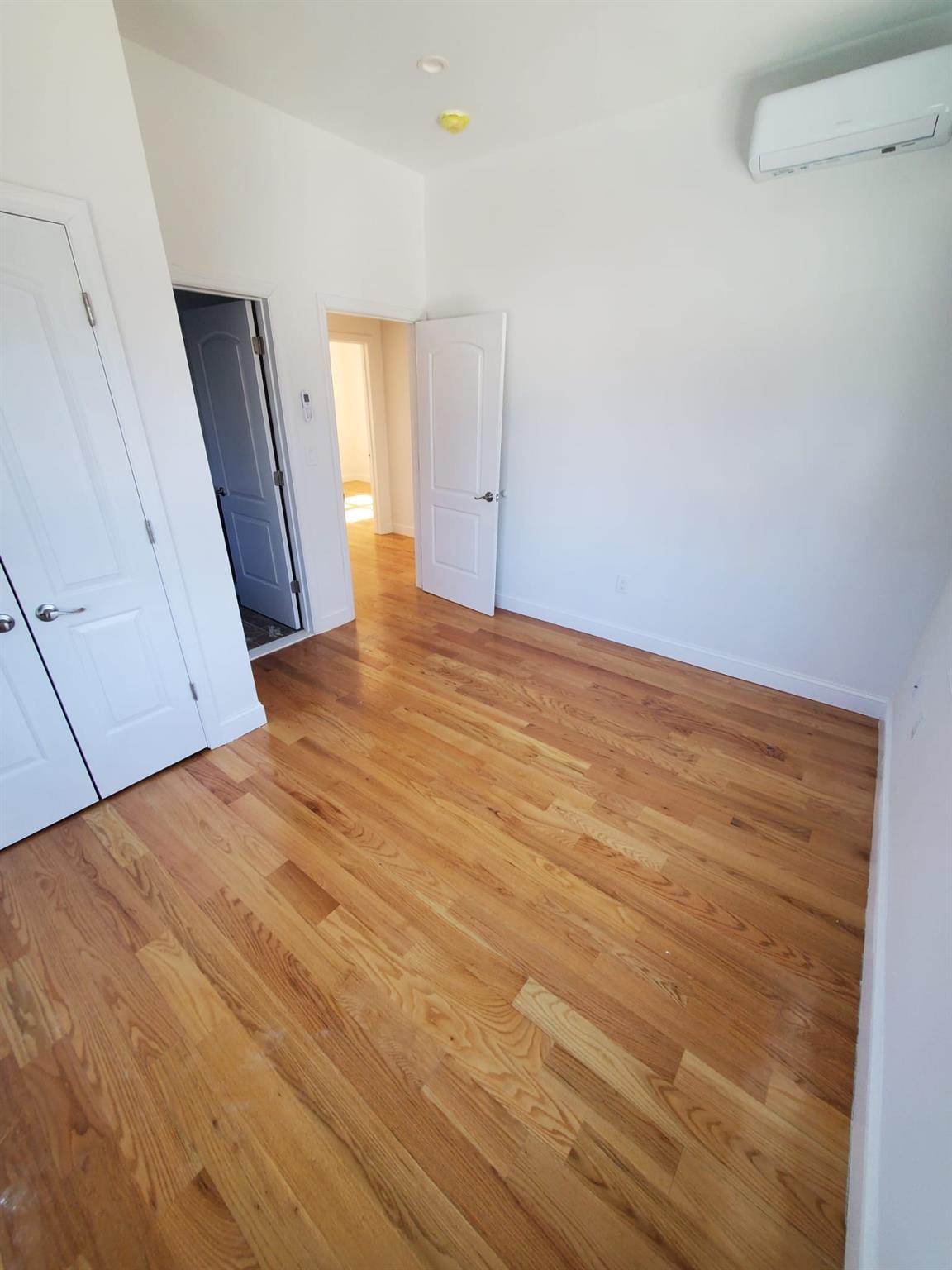 Single Family Pinson Street  Queens, NY 11691, MLS-863294-2