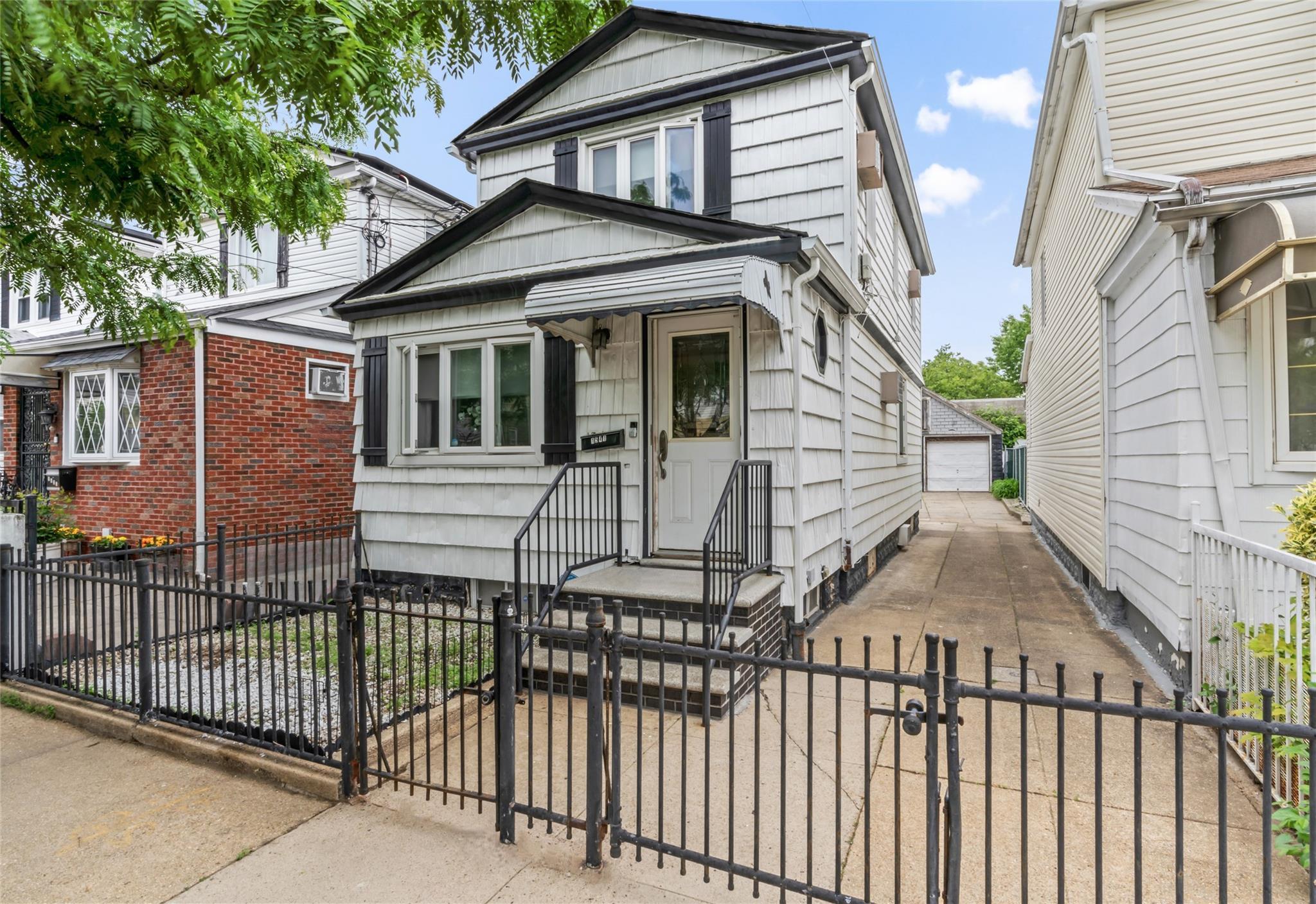 Single Family 95th  Brooklyn, NY 11236, MLS-863299-2