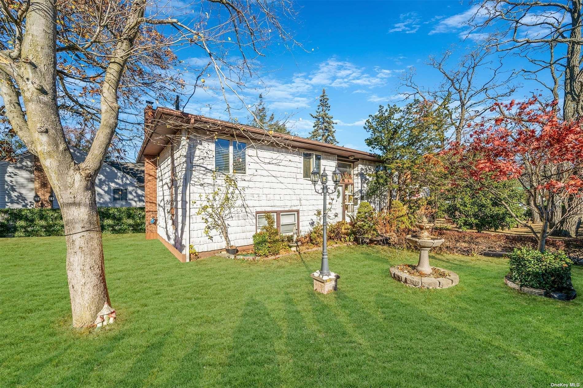 Single Family Wall  Nassau County, NY 11552, MLS-863313-17