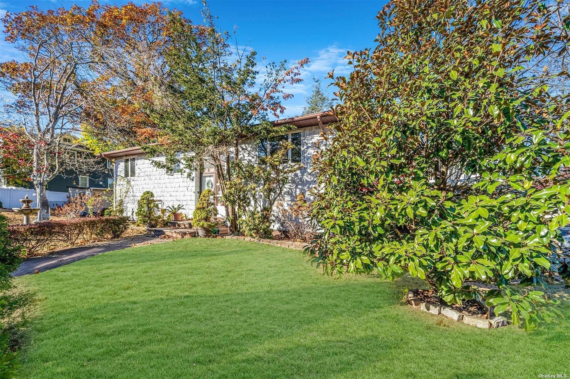 Single Family Wall  Nassau County, NY 11552, MLS-863313-2