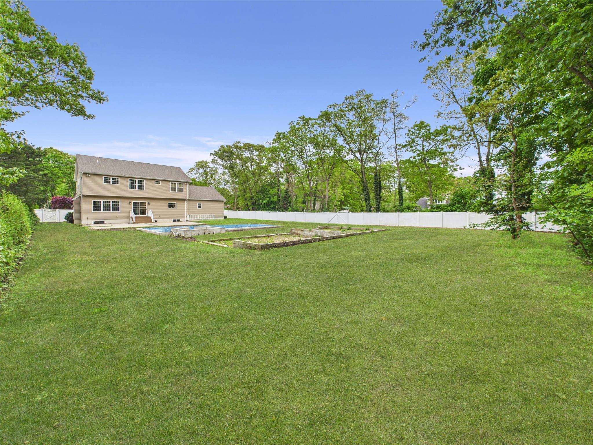 Single Family Buckley  Suffolk County, NY 11772, MLS-863314-36