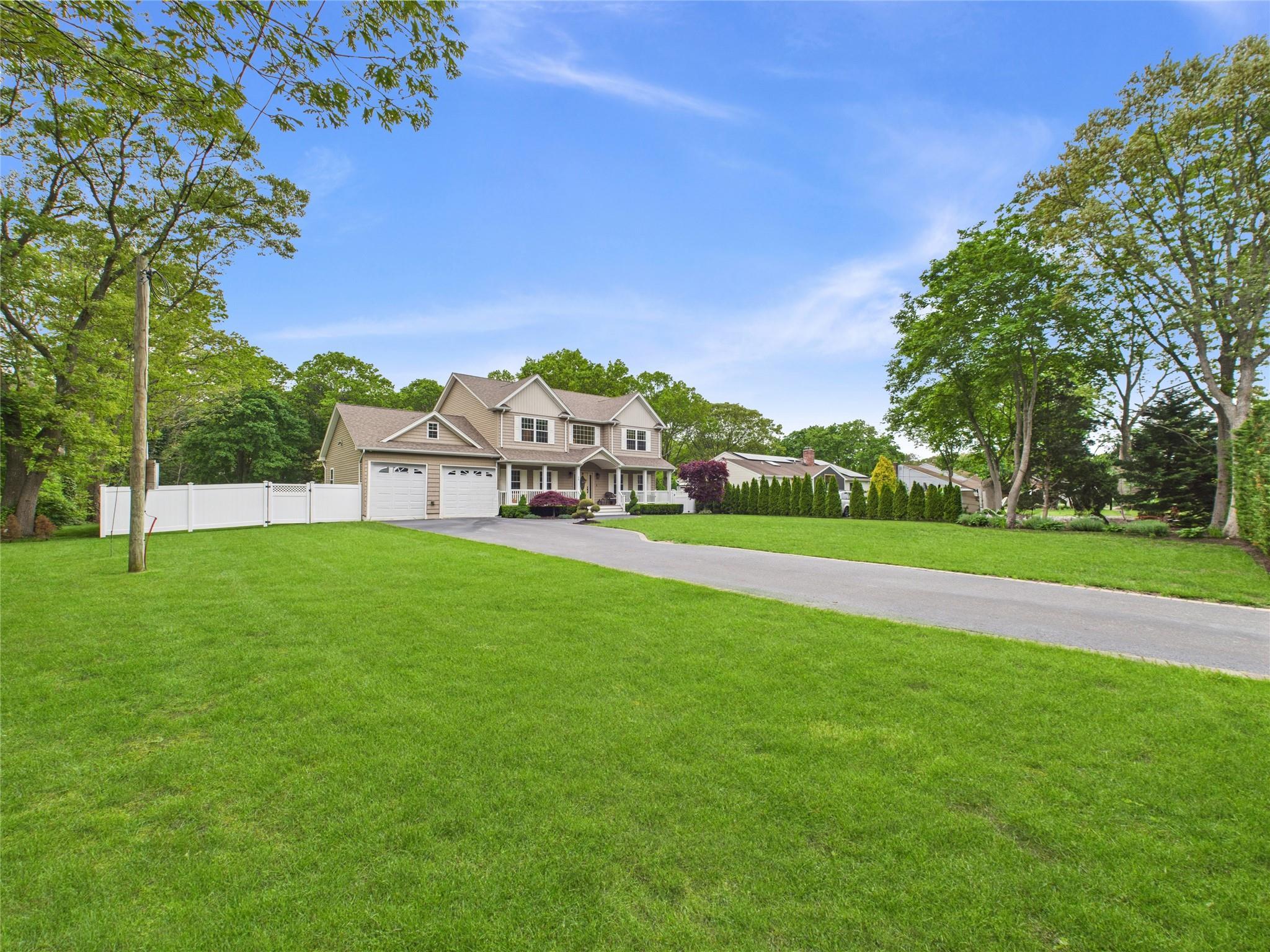 Single Family Buckley  Suffolk County, NY 11772, MLS-863314-4