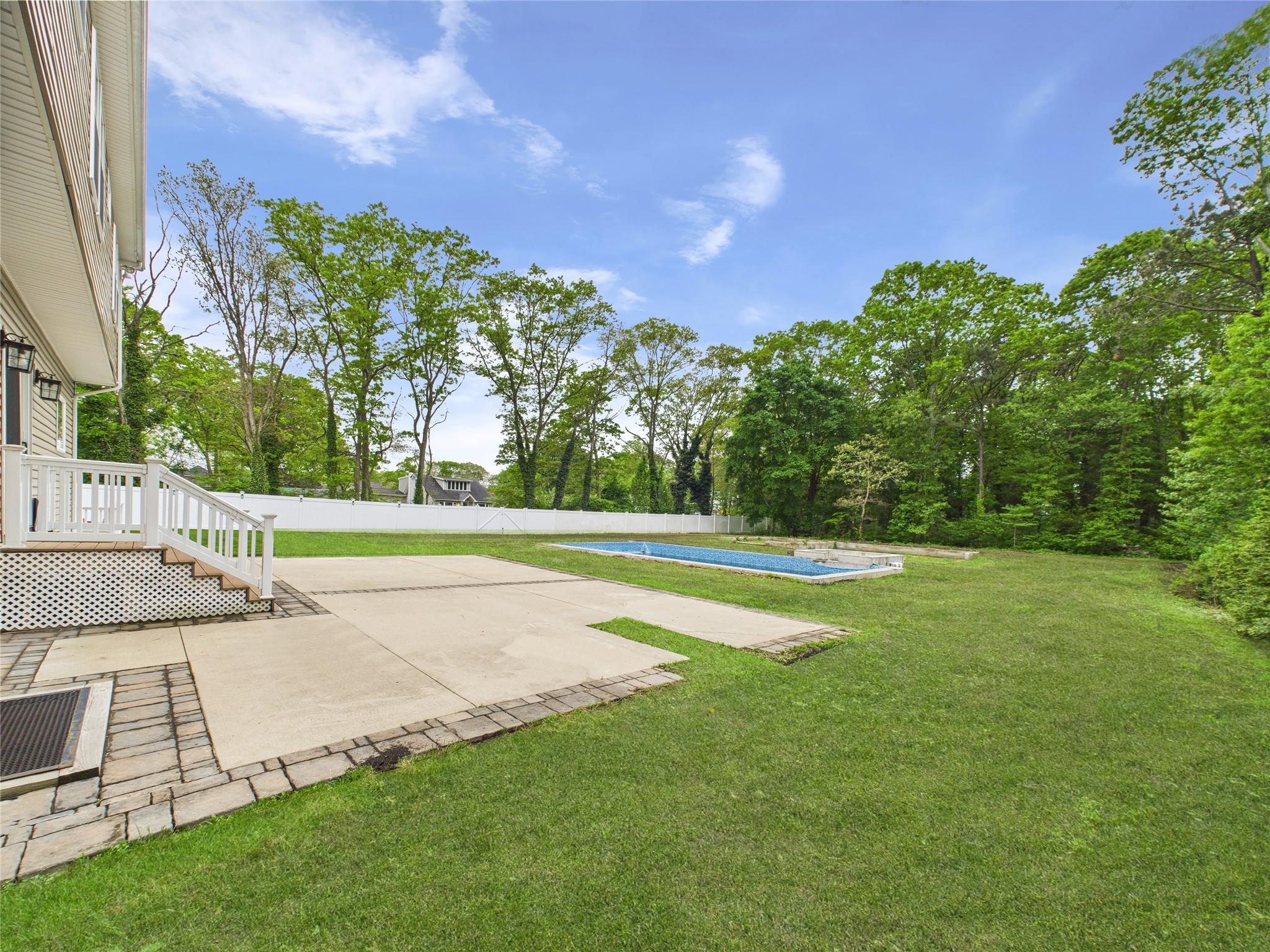 Single Family Buckley  Suffolk County, NY 11772, MLS-863314-5