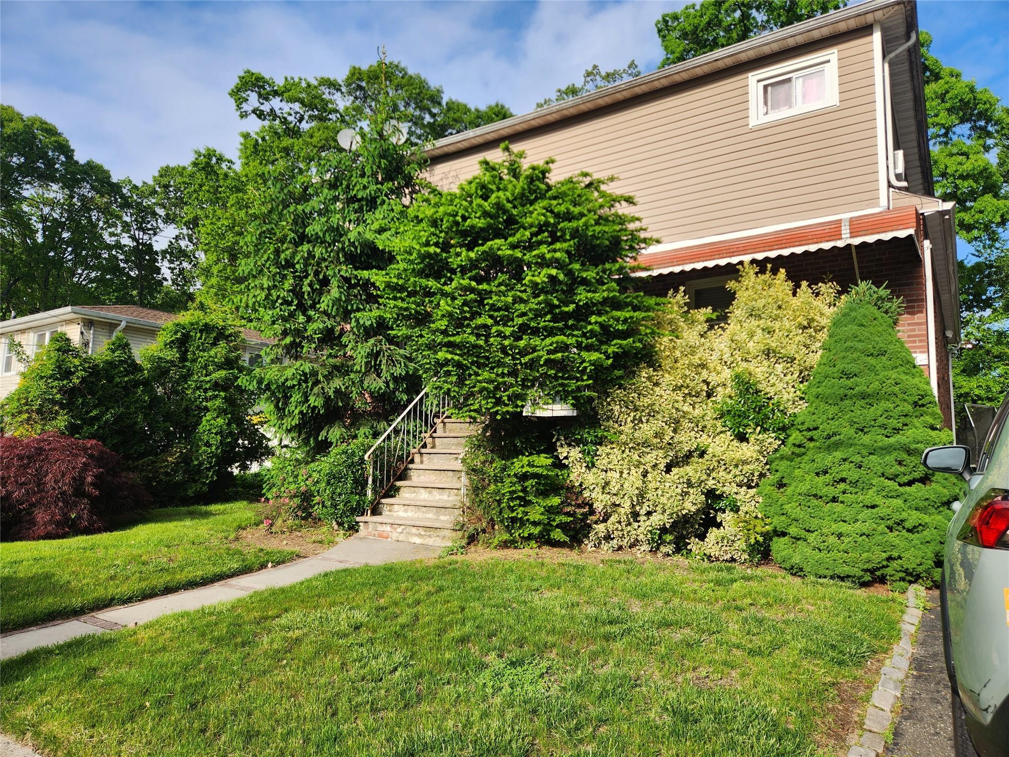 Single Family Orlando  Nassau County, NY 11552, MLS-863320-2