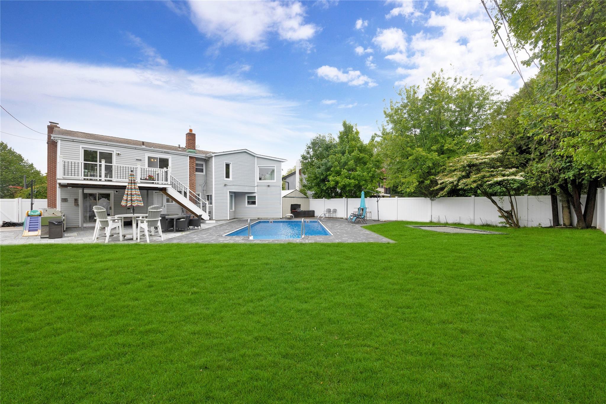 Single Family Evelyn  Nassau County, NY 11714, MLS-863324-31