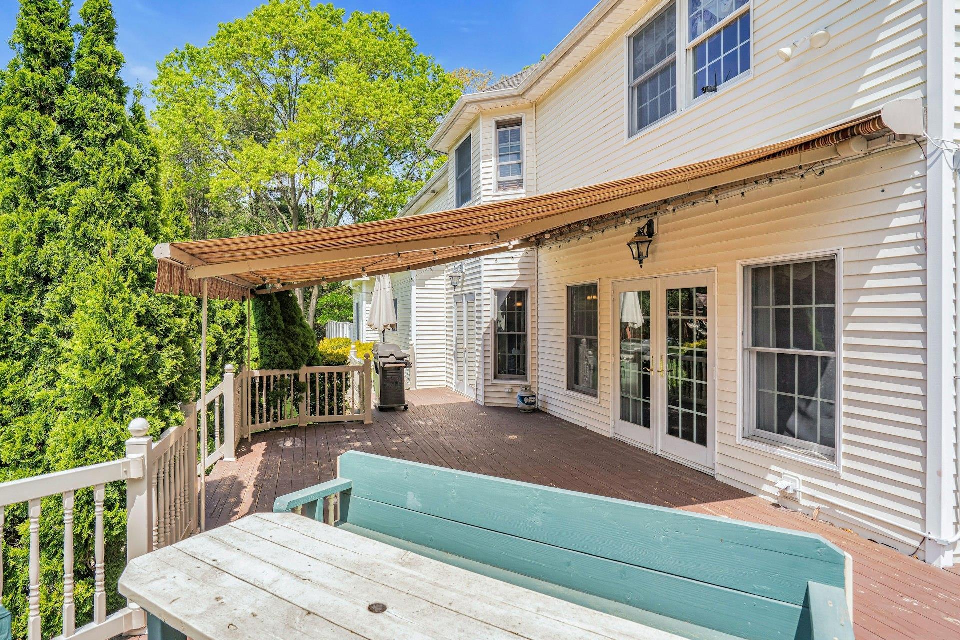 Single Family Seneca  Suffolk County, NY 11746, MLS-863332-42