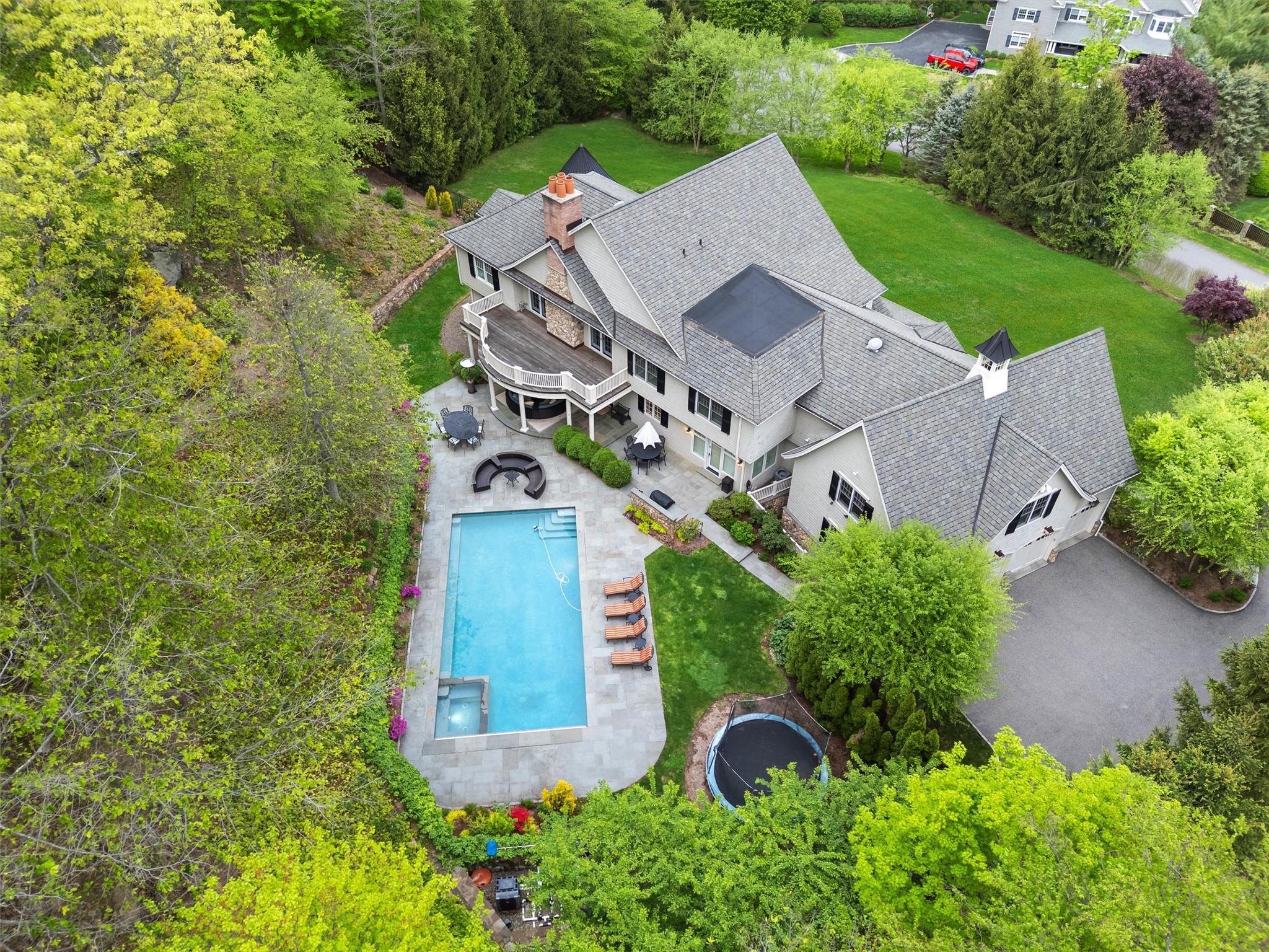 Single Family Ridgeview  Westchester County, NY 10504, MLS-863350-2