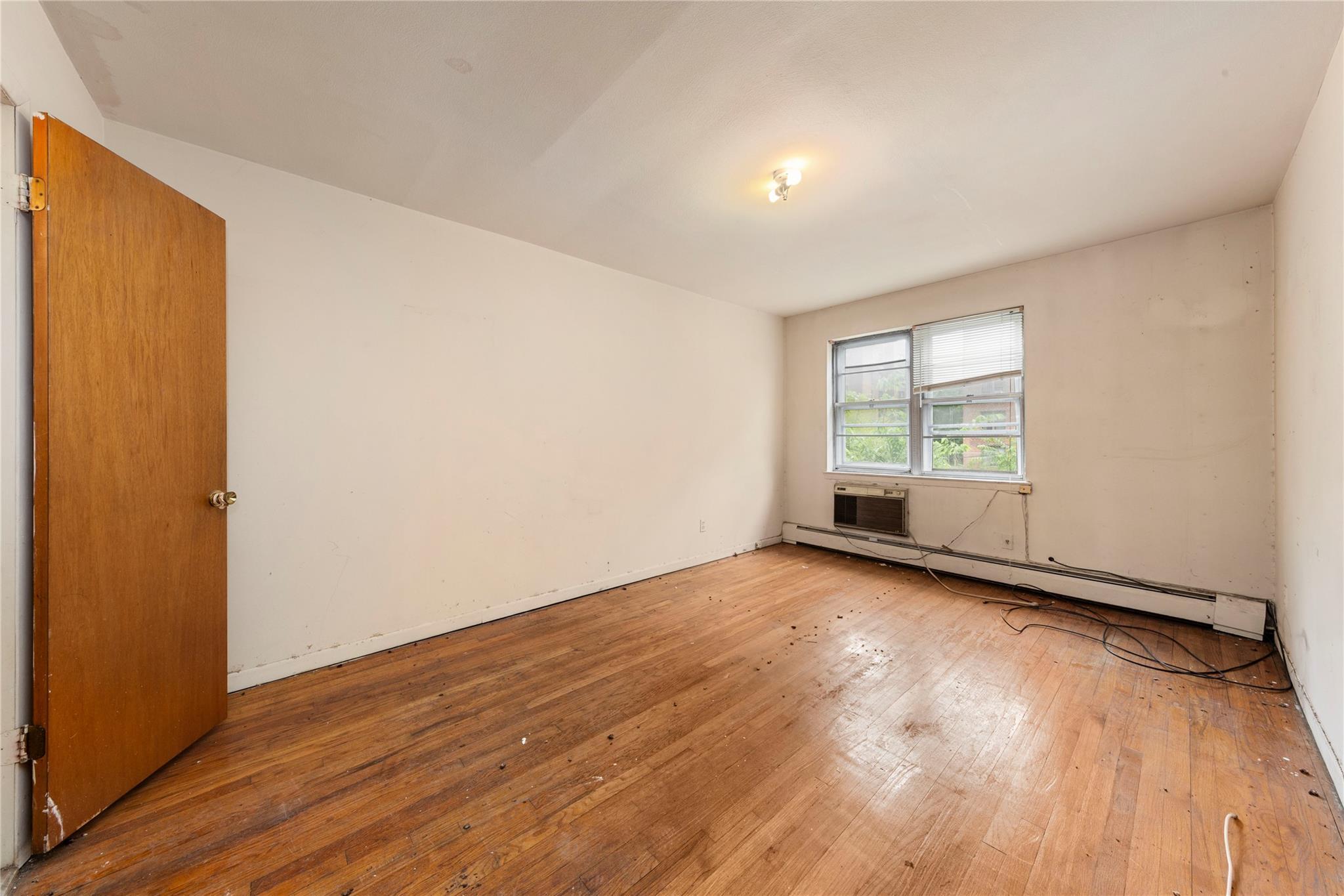 Single Family Kissena Blvd  Queens, NY 11367, MLS-863352-16