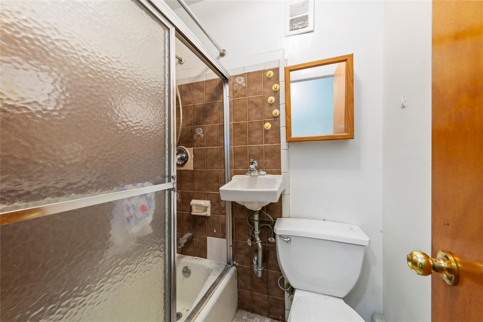 Single Family Kissena Blvd  Queens, NY 11367, MLS-863352-17