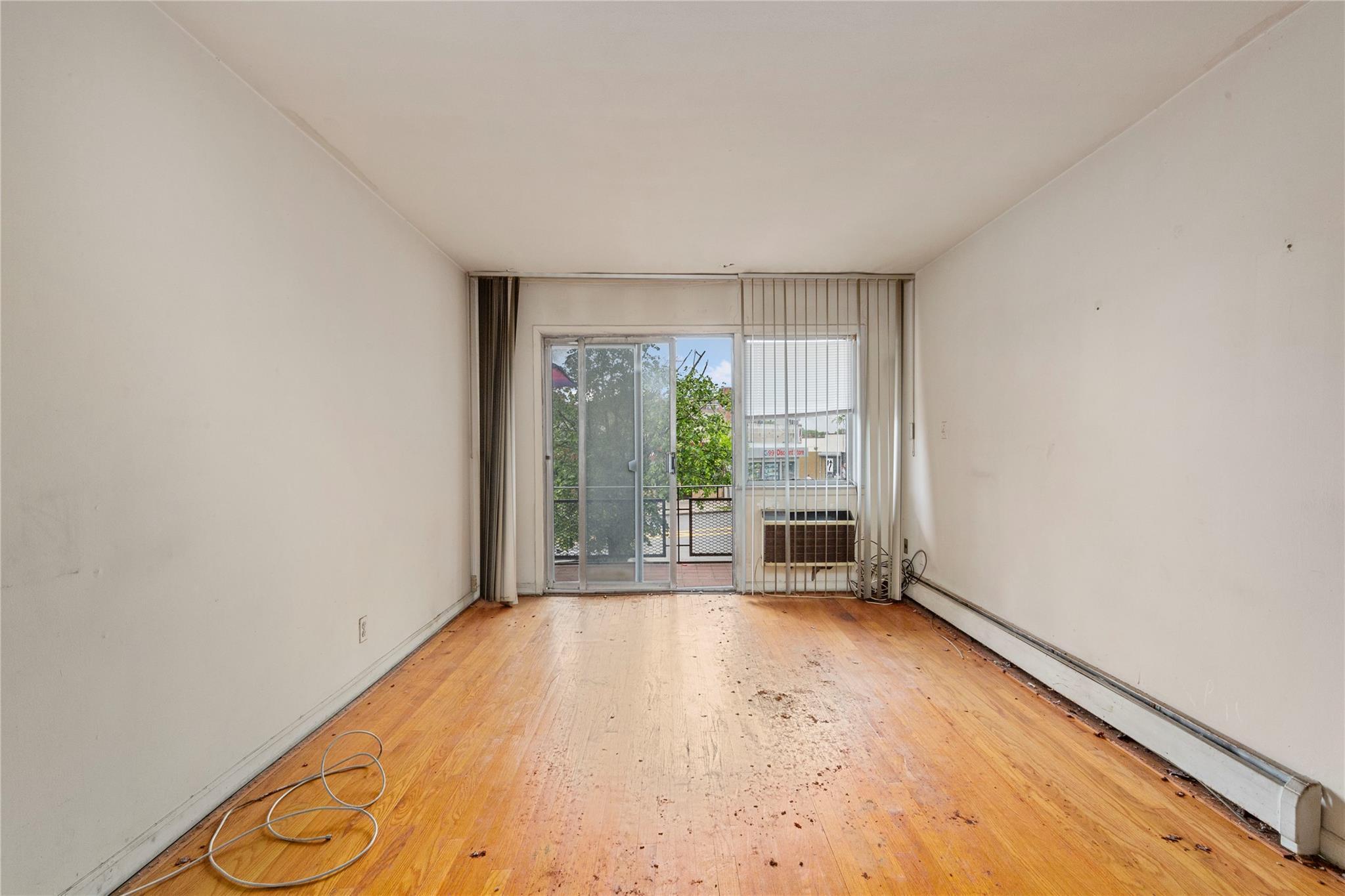 Single Family Kissena Blvd  Queens, NY 11367, MLS-863352-23