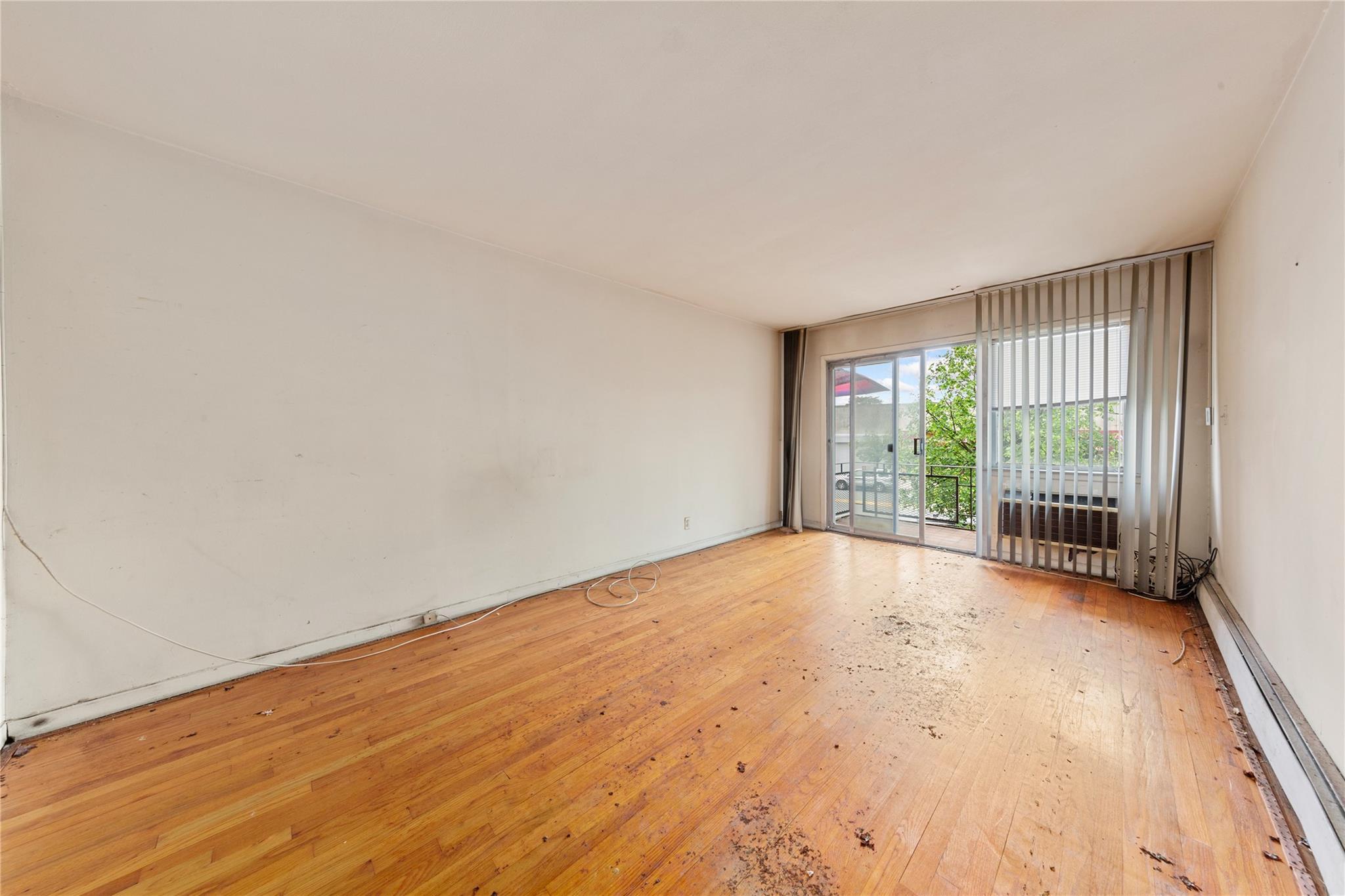 Single Family Kissena Blvd  Queens, NY 11367, MLS-863352-24