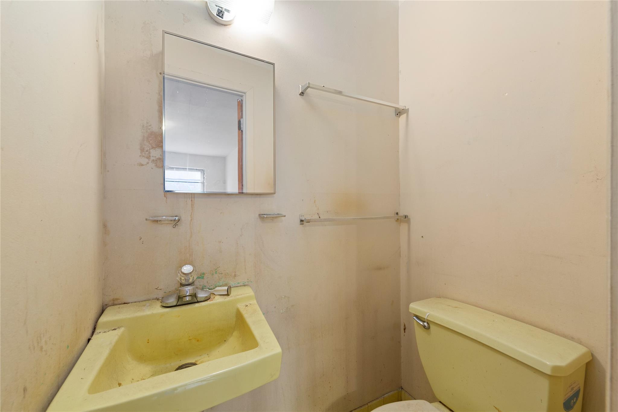 Single Family Kissena Blvd  Queens, NY 11367, MLS-863352-29