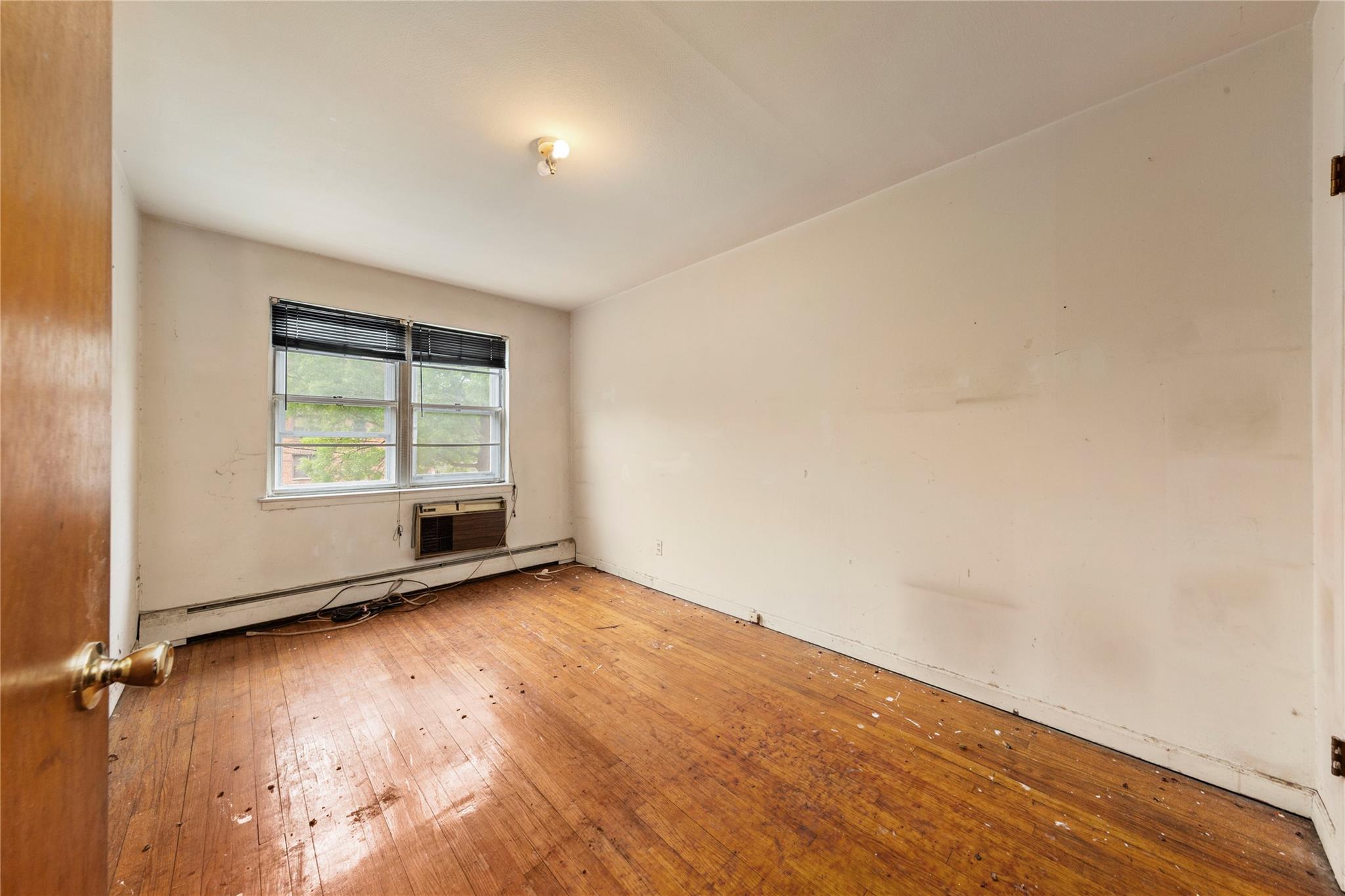 Single Family Kissena Blvd  Queens, NY 11367, MLS-863352-30