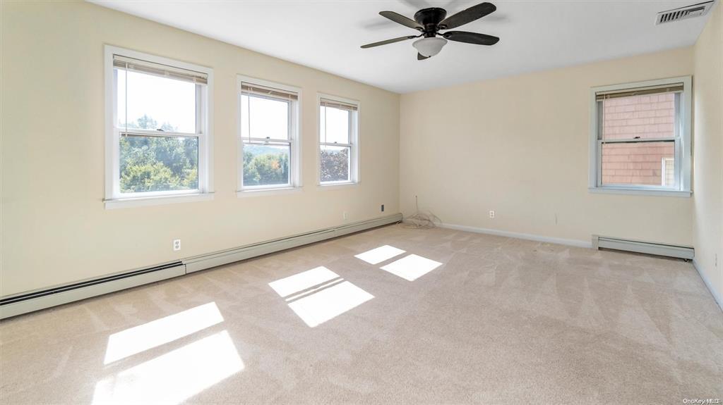 Single Family Herb Hill  Nassau County, NY 11542, MLS-863369-21