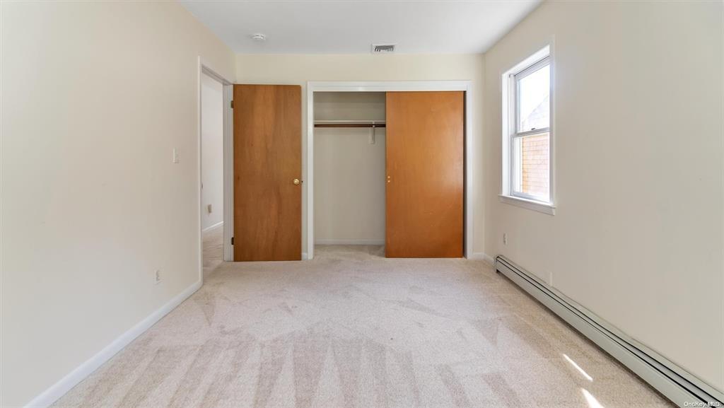 Single Family Herb Hill  Nassau County, NY 11542, MLS-863369-23