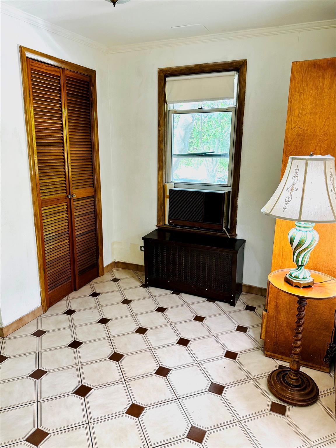 Single Family Barkley  Bronx, NY 10465, MLS-863380-10