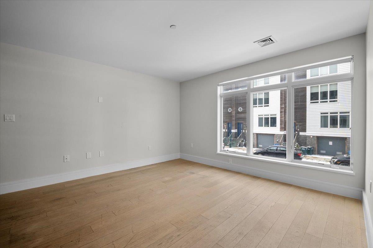 Single Family Beach 5th  Queens, NY 11691, MLS-863415-32