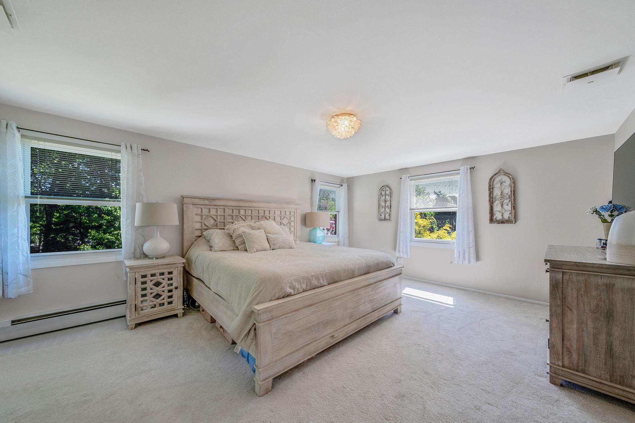 Single Family Patriot  Suffolk County, NY 11790, MLS-863416-25