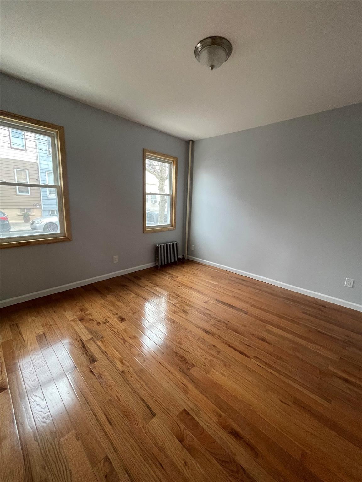 Single Family Nurge  Queens, NY 11378, MLS-863447-5