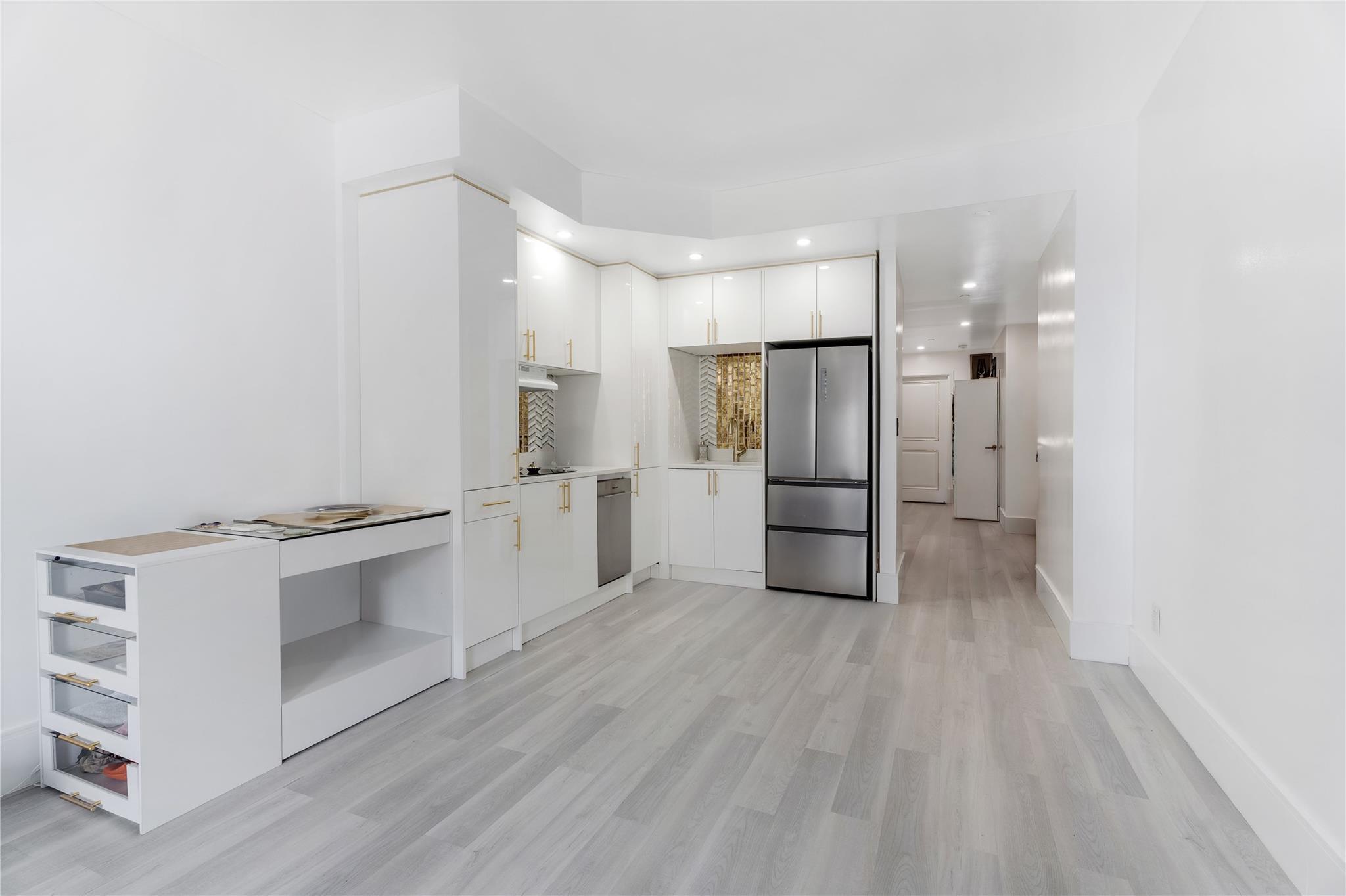 Condo Ocean  Brooklyn, NY 11235, MLS-863452-2