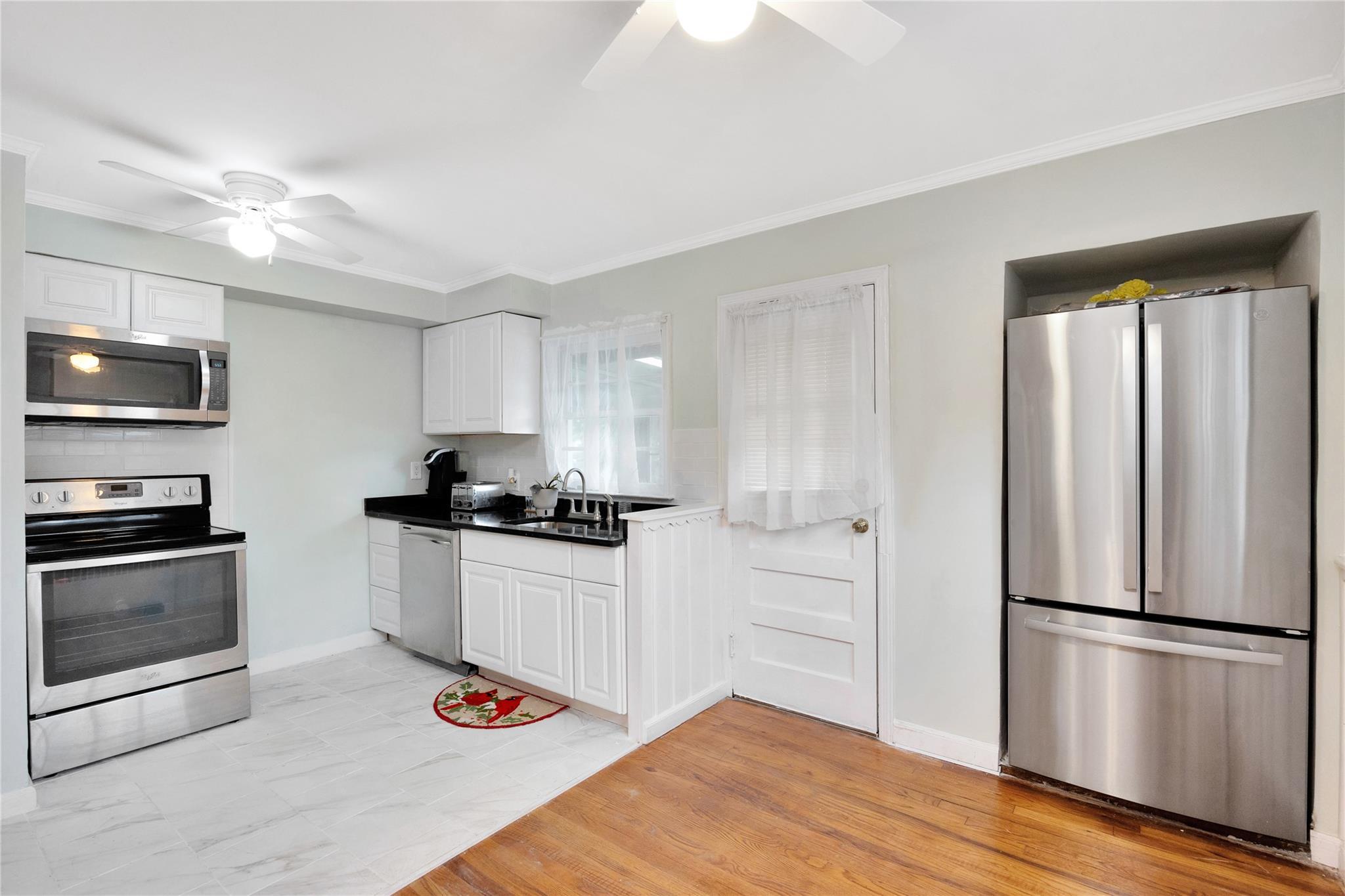 Single Family Hemlock  Nassau County, NY 11735, MLS-863456-11