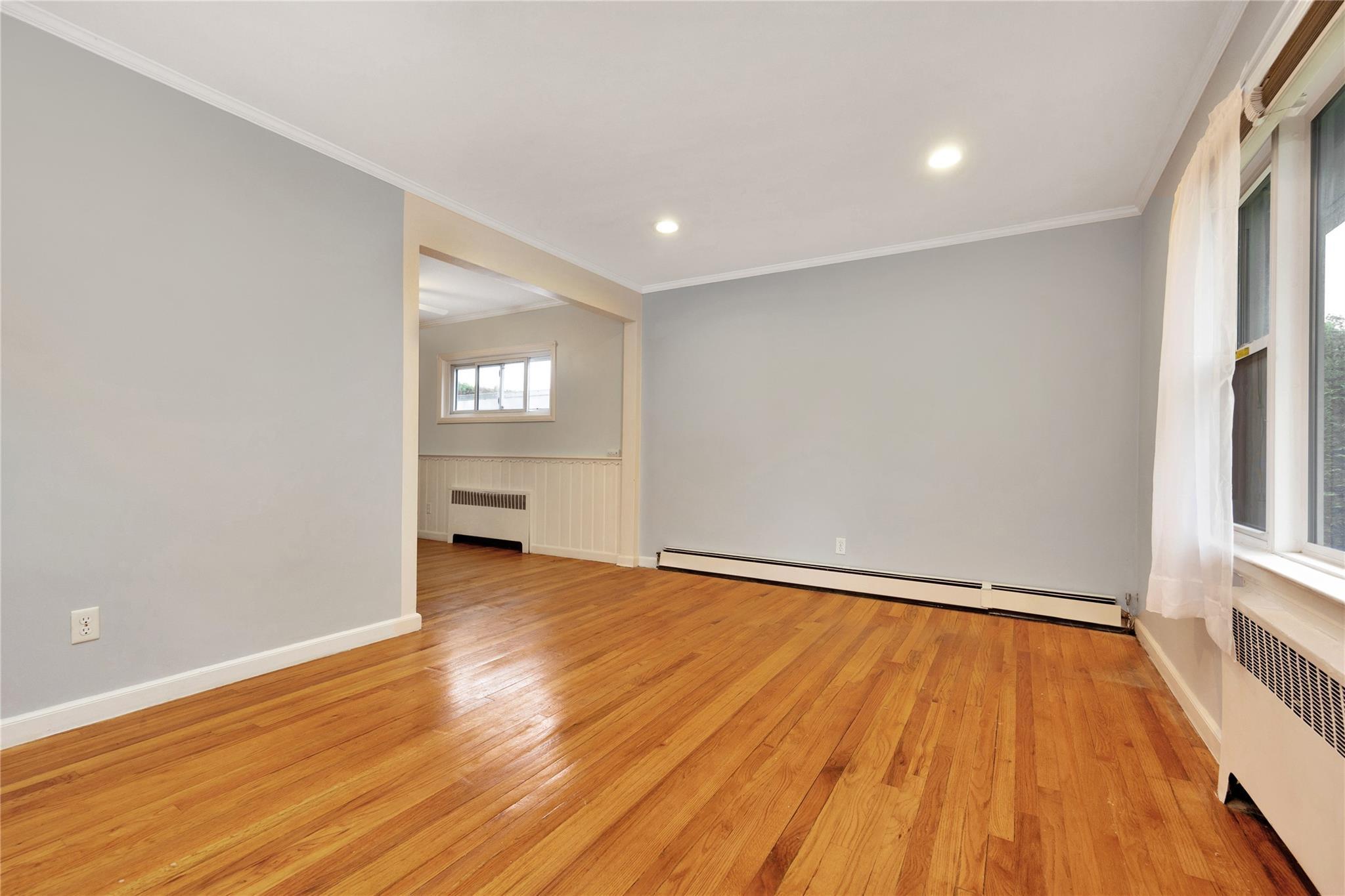 Single Family Hemlock  Nassau County, NY 11735, MLS-863456-6