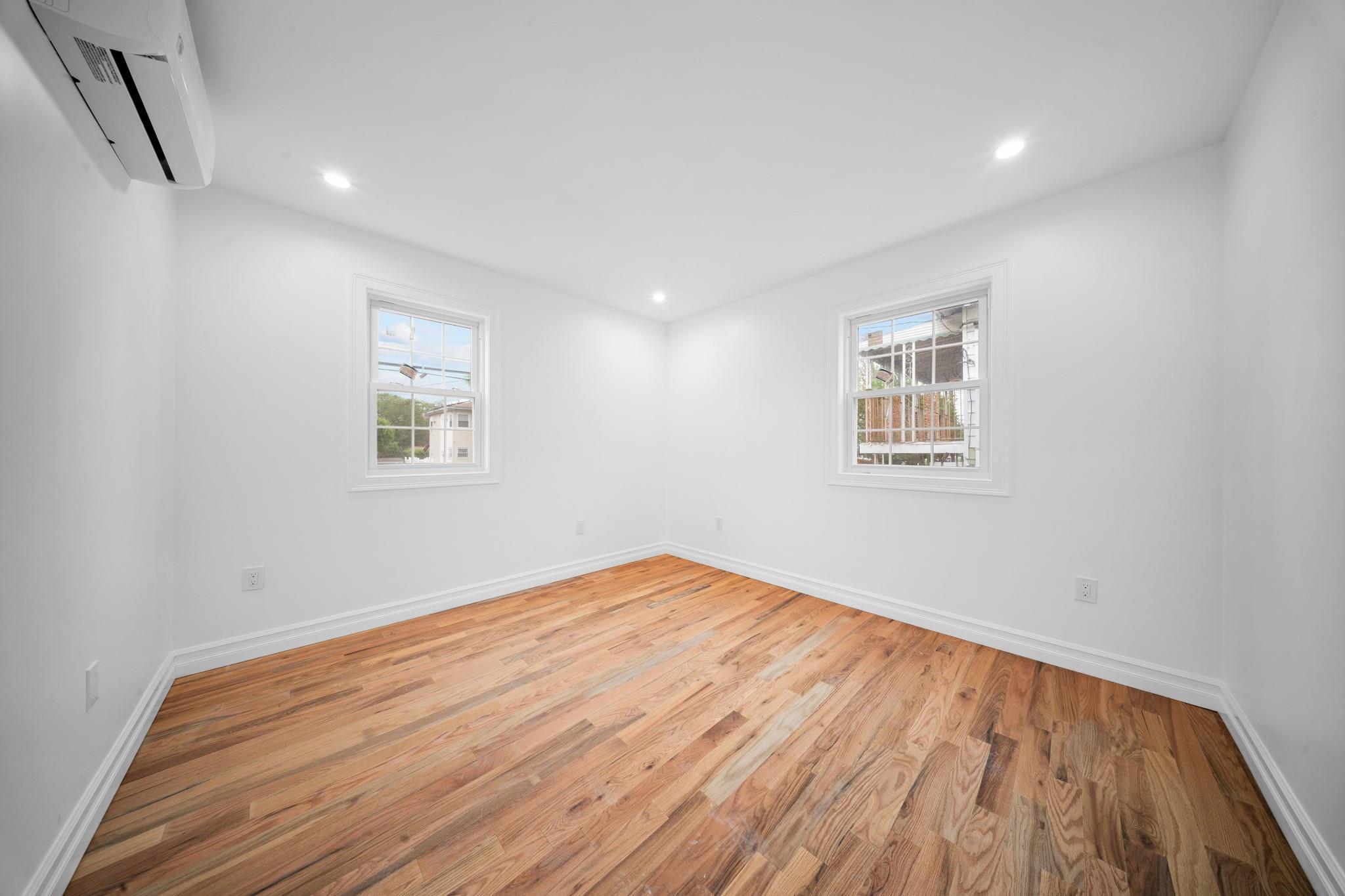 Single Family Farmers  Queens, NY 11434, MLS-863470-11
