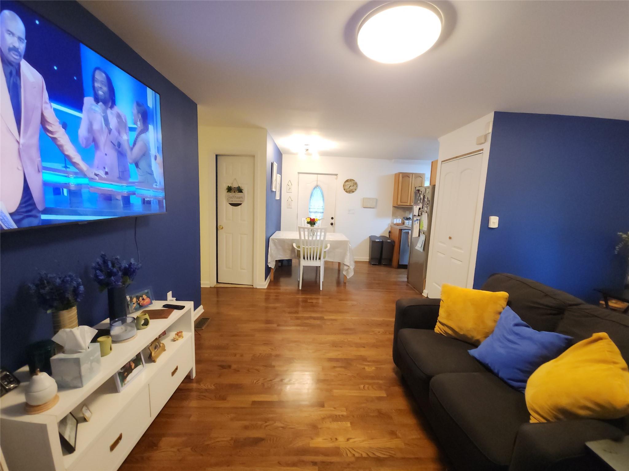 Single Family Longstreet  Bronx, NY 10465, MLS-863471-10