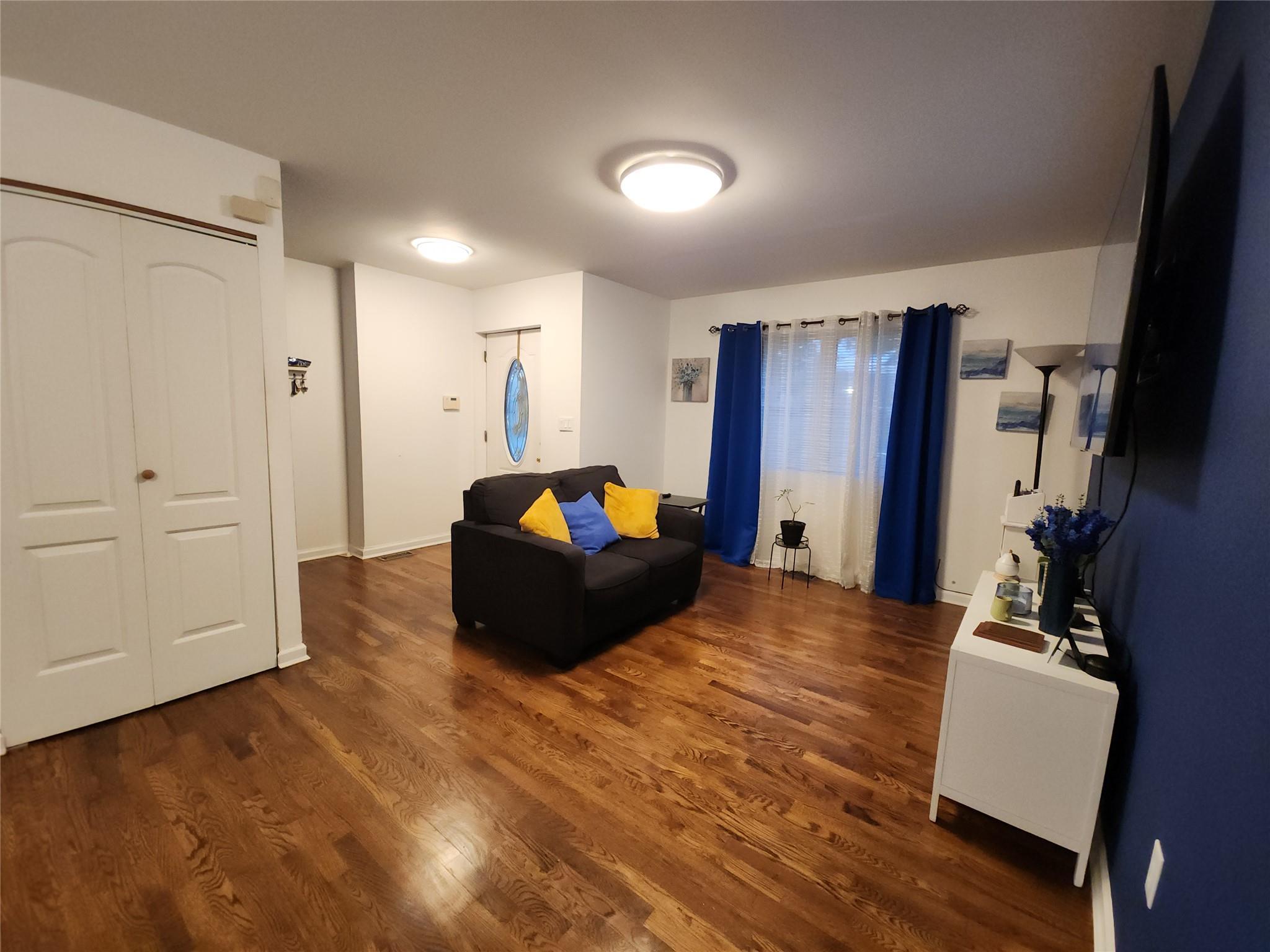 Single Family Longstreet  Bronx, NY 10465, MLS-863471-9