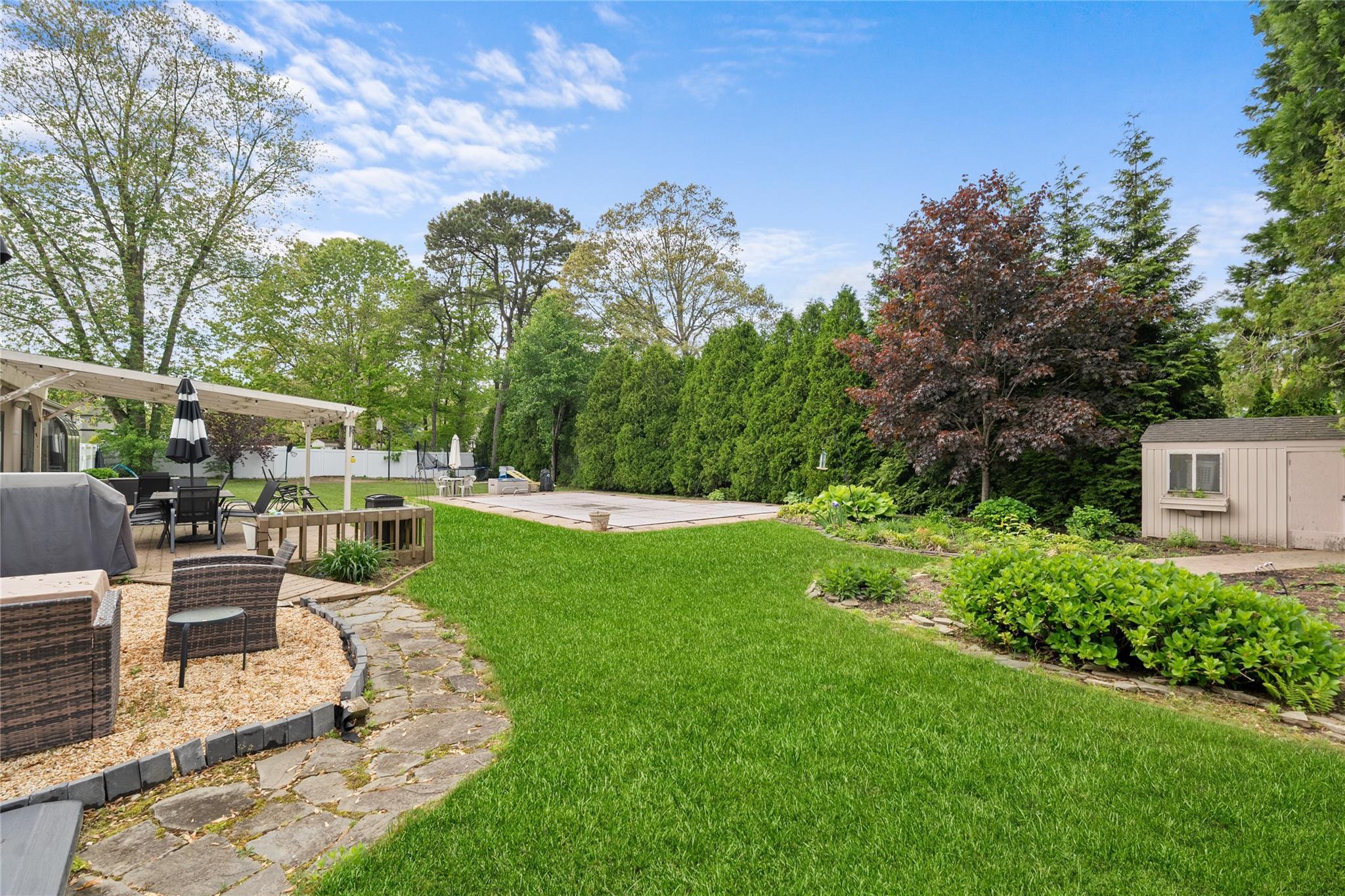 Single Family Morris  Suffolk County, NY 11776, MLS-863481-38