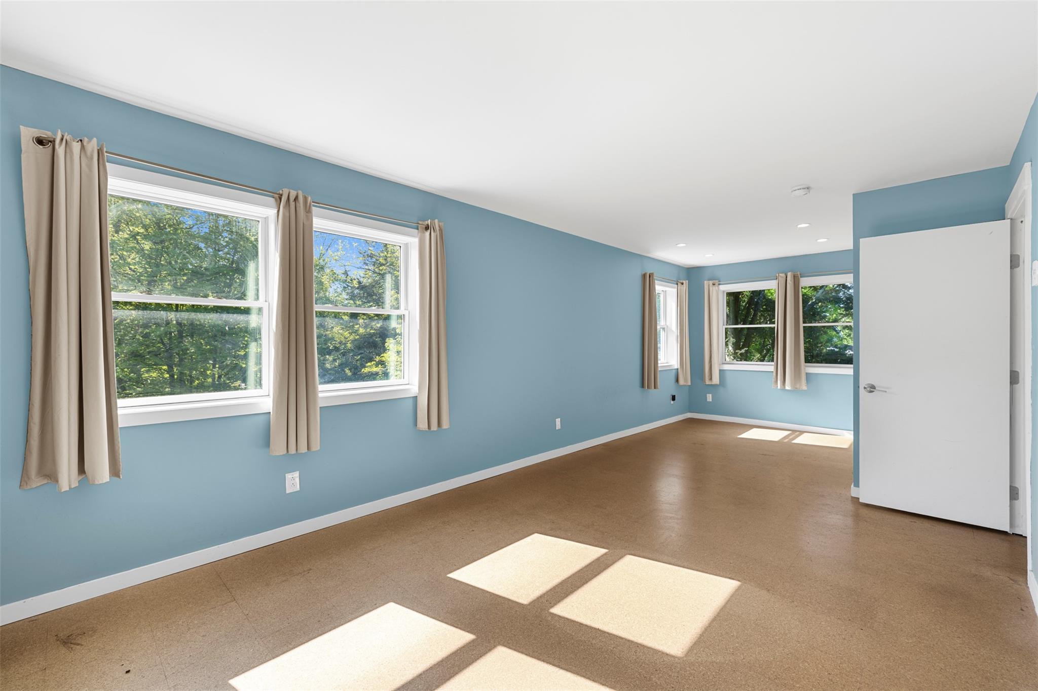 Single Family Mountain View  Ulster County, NY 12561, MLS-863482-12