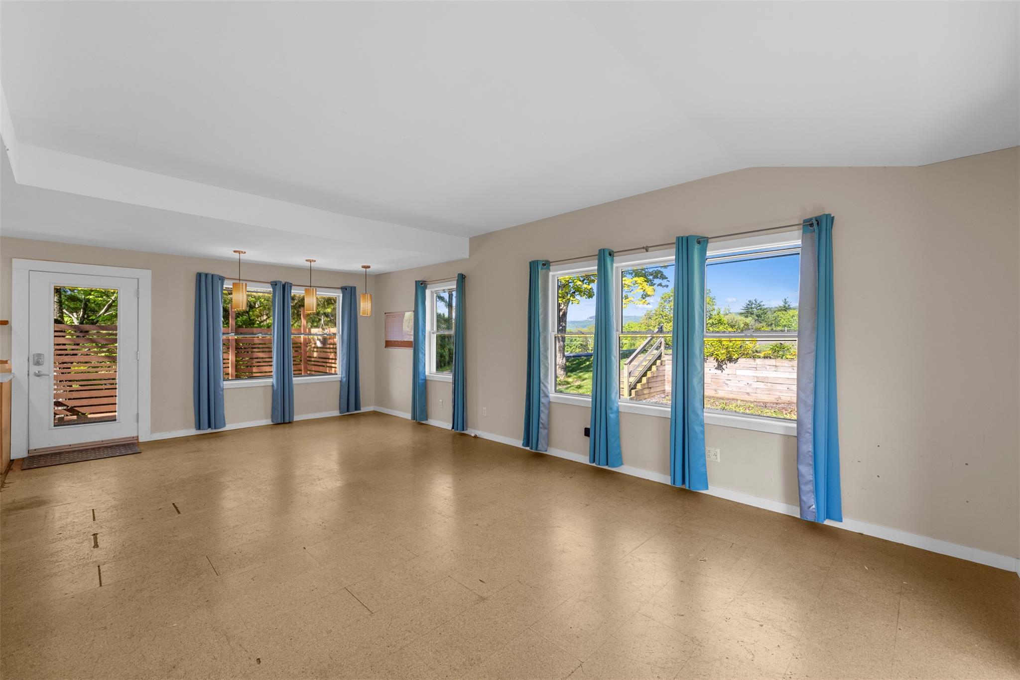 Single Family Mountain View  Ulster County, NY 12561, MLS-863482-6