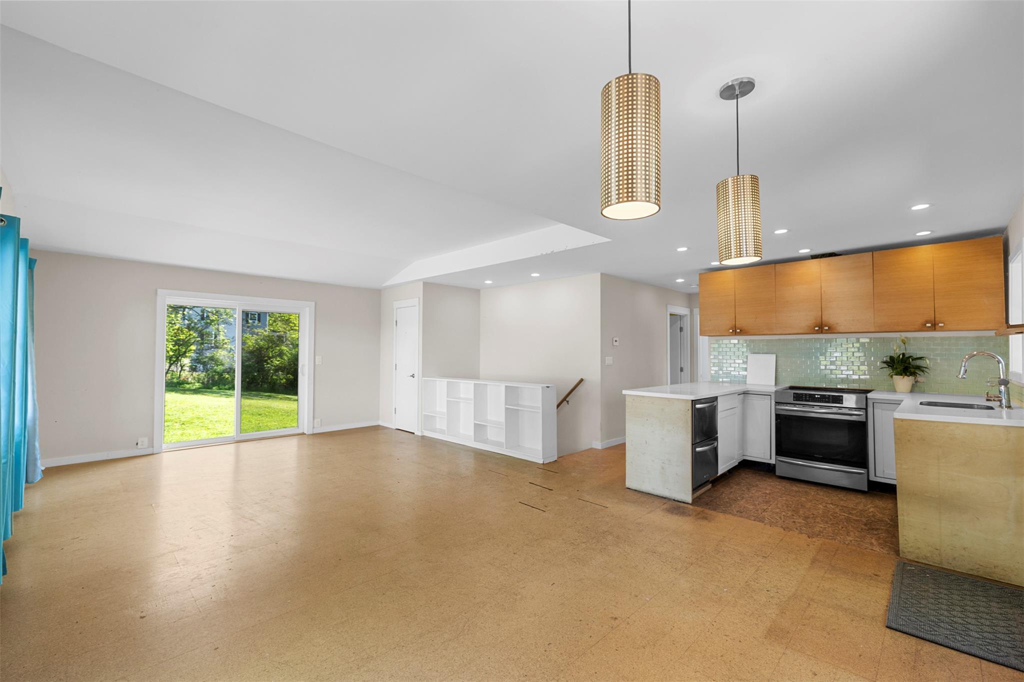 Single Family Mountain View  Ulster County, NY 12561, MLS-863482-7
