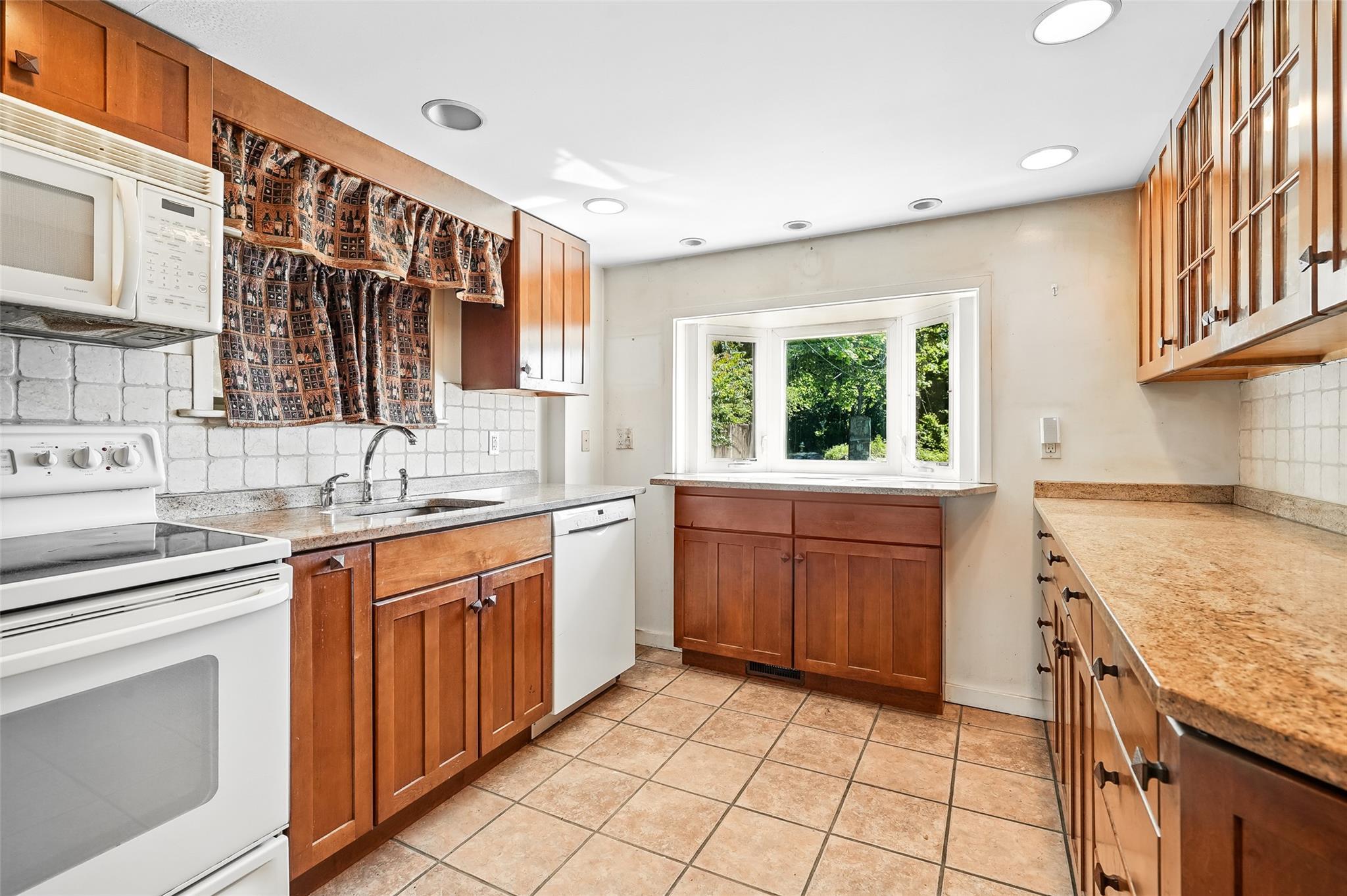 Single Family Battery  Westchester County, NY 10520, MLS-863489-20