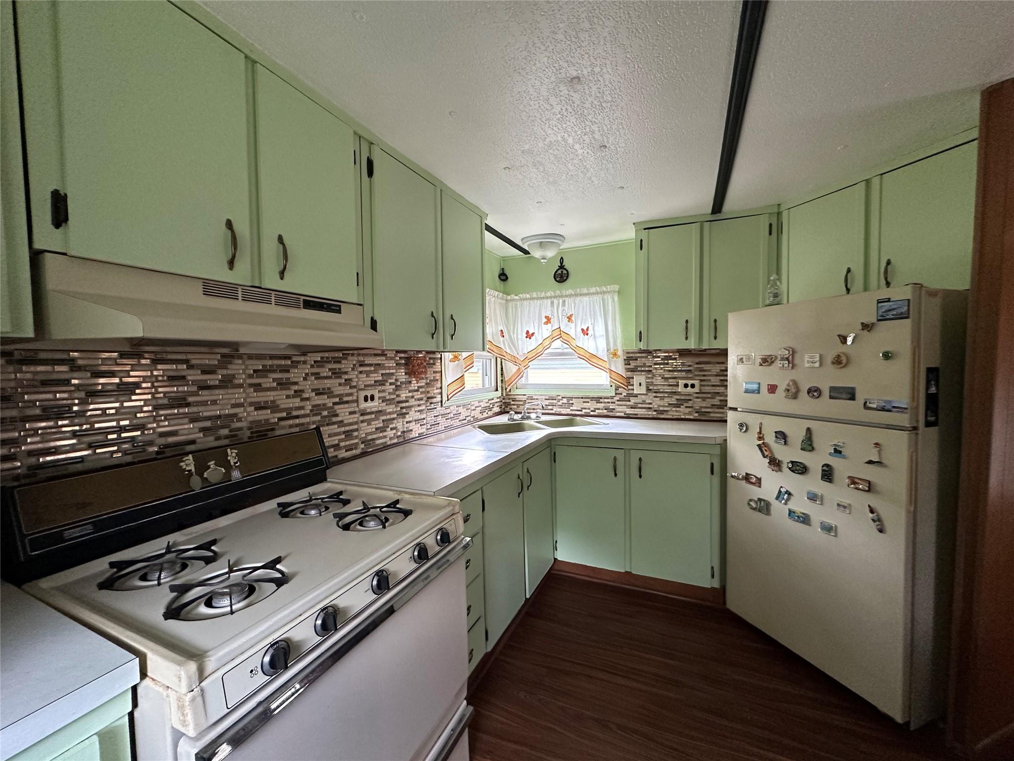 Single Family Sound Avenue  Suffolk County, NY 11933, MLS-863524-5