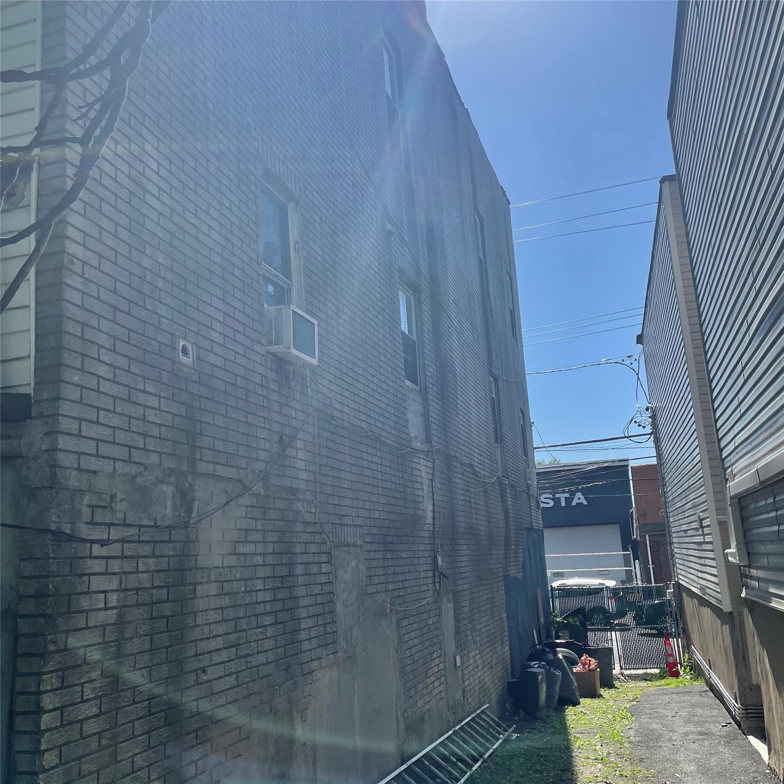Single Family Broadway  Staten Island, NY 10310, MLS-863532-2