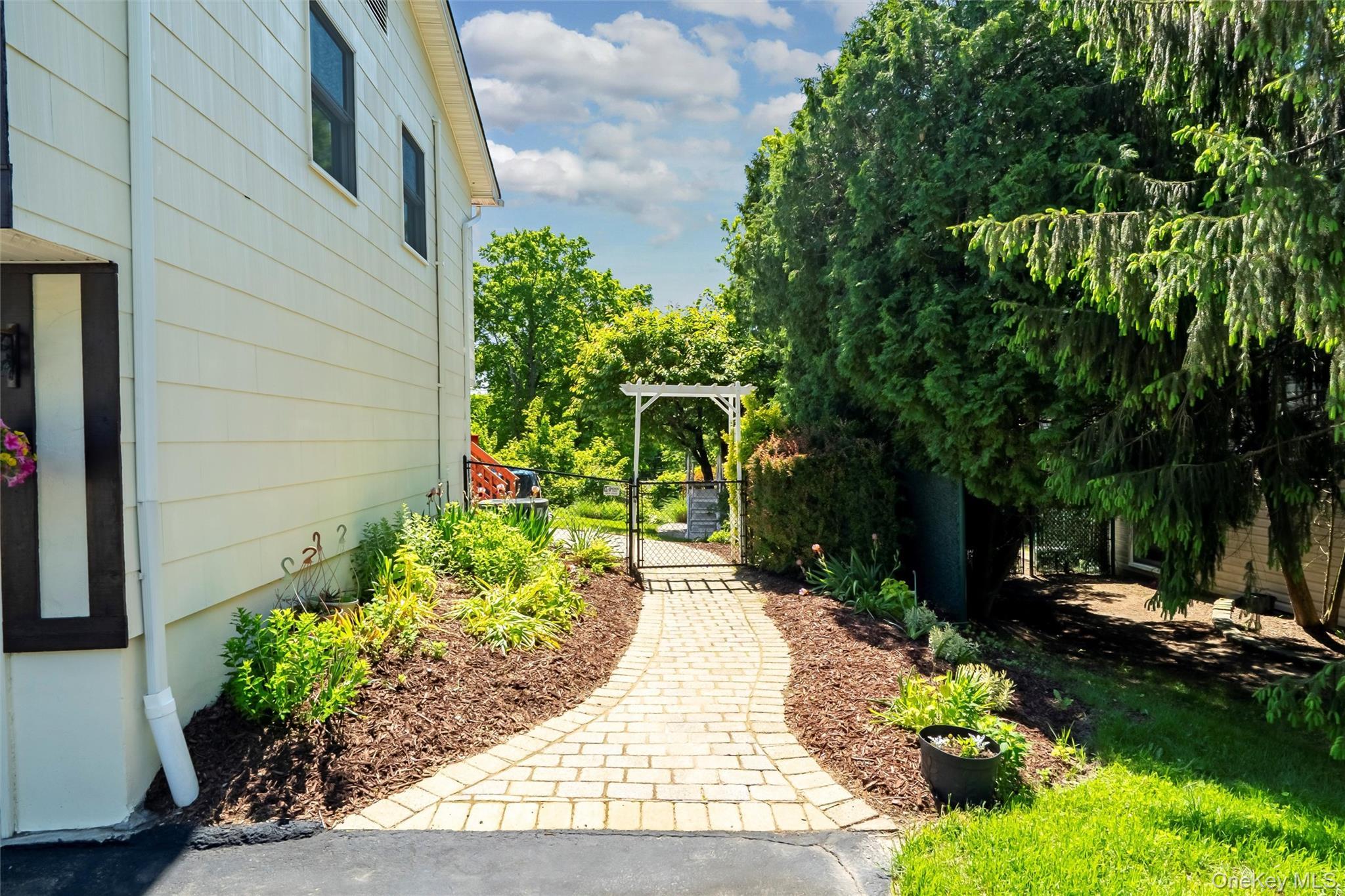 Single Family Skinner  Rockland County, NY 10986, MLS-863546-11