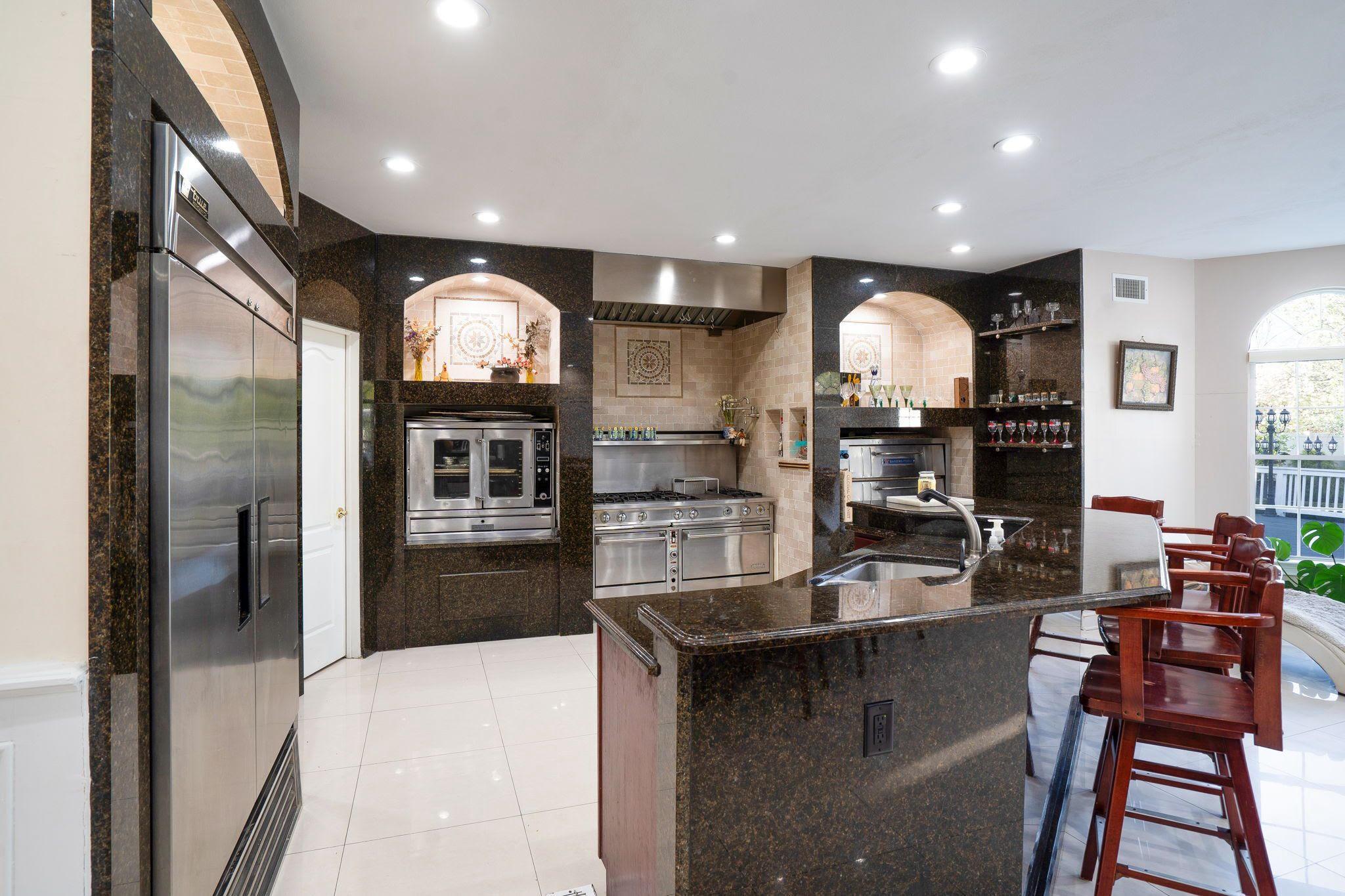 Single Family Fairmont Suffolk County, NY 11763, MLS-863585-9