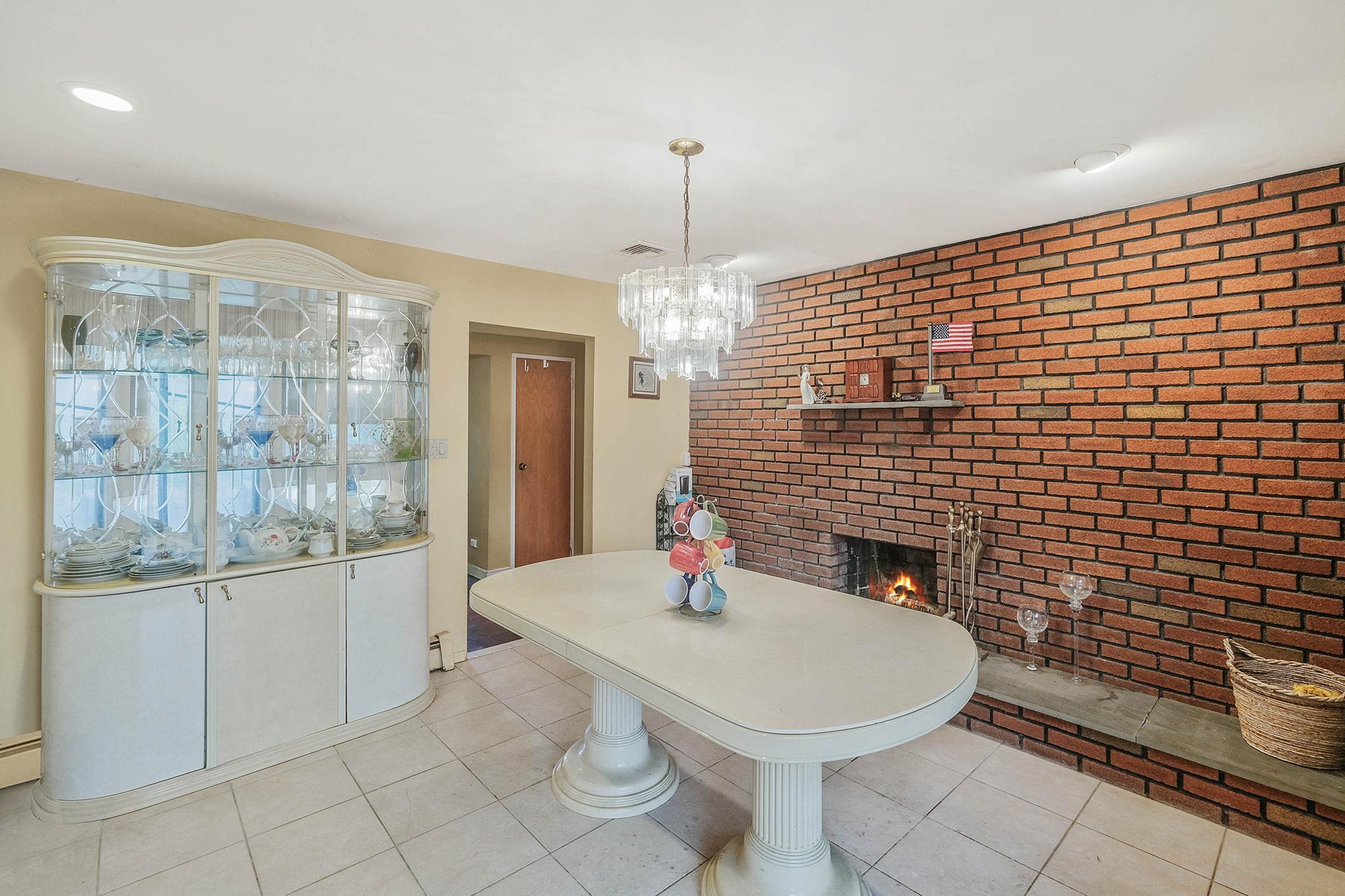 Single Family Grand Canyon  Suffolk County, NY 11727, MLS-863593-10